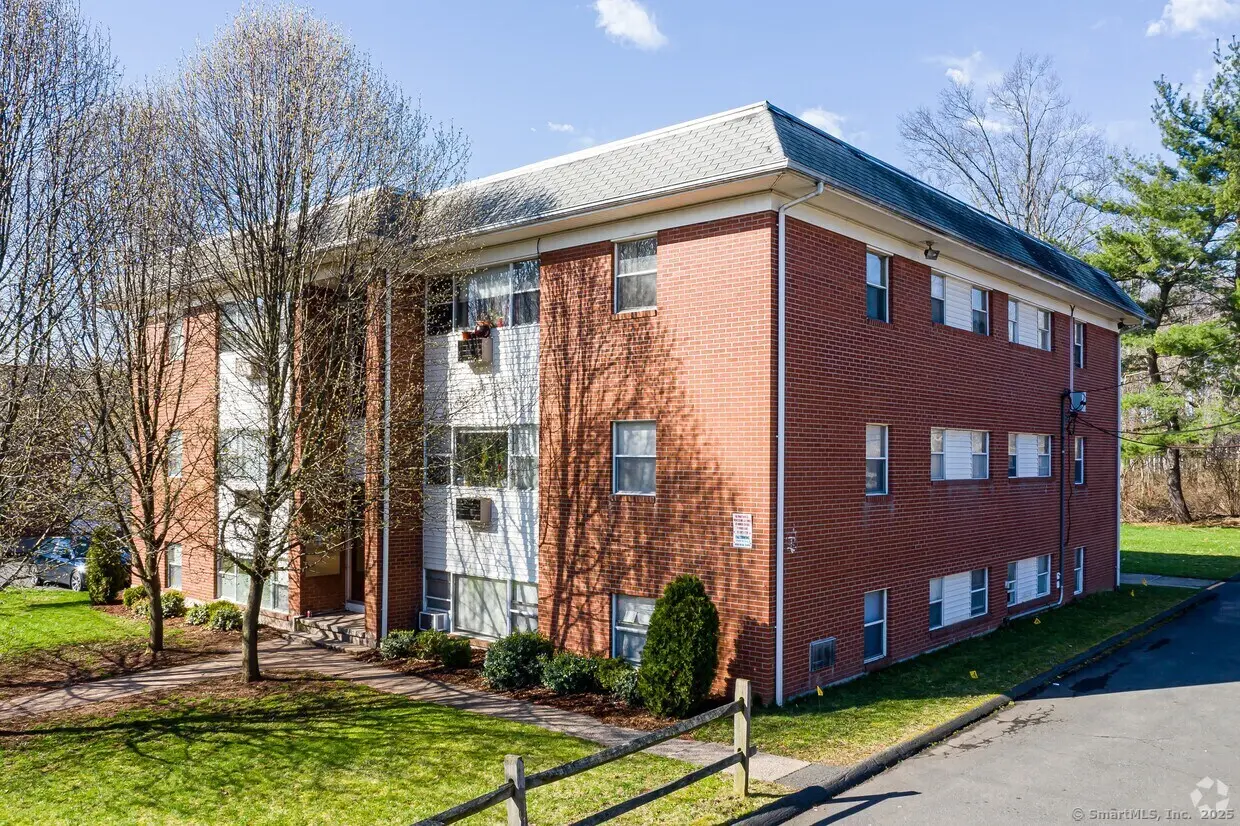 45 Dunlay Street, New Britain