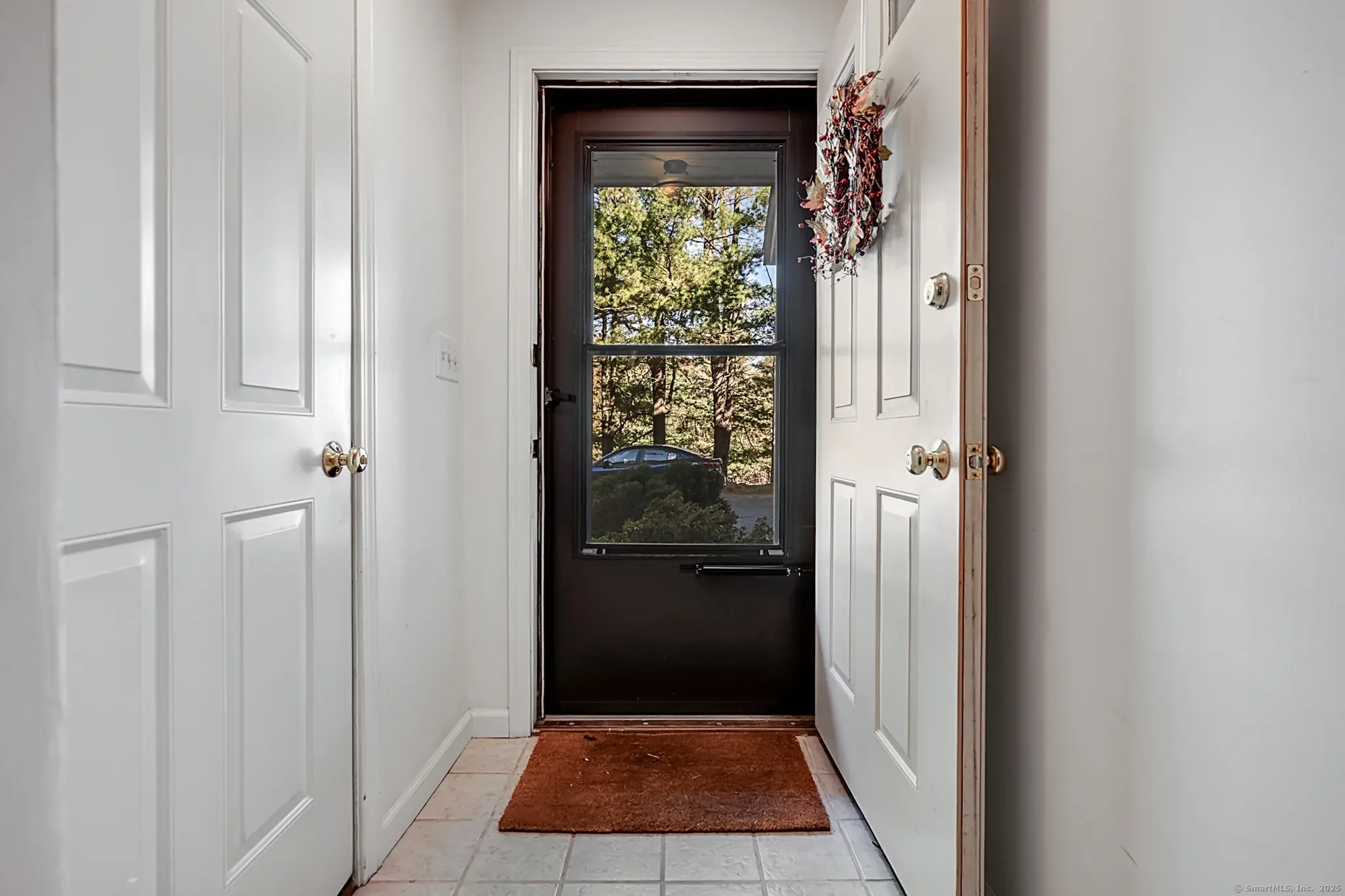 489 Wolcott Street Apt 46, Bristol