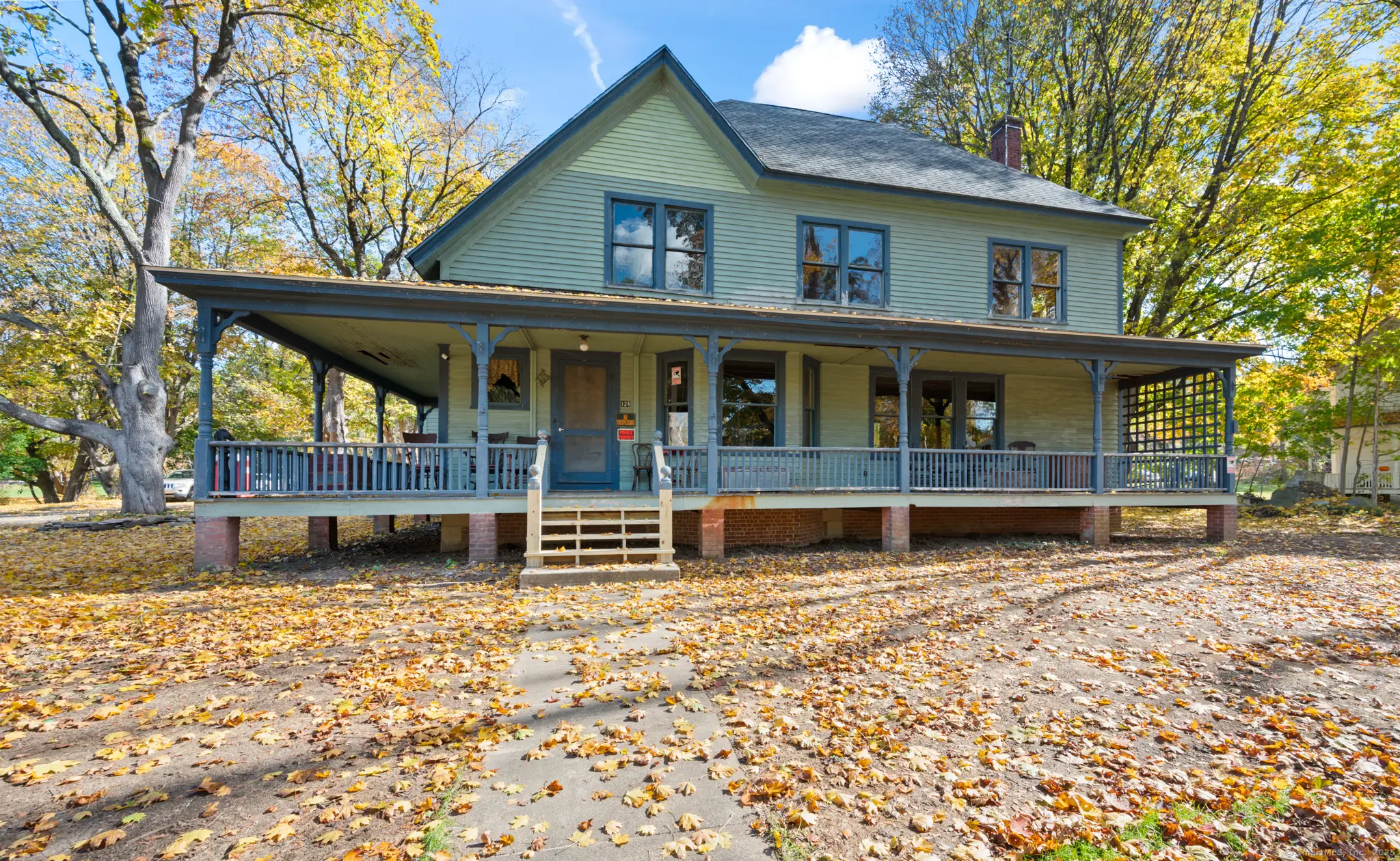 124 River Road, Willington