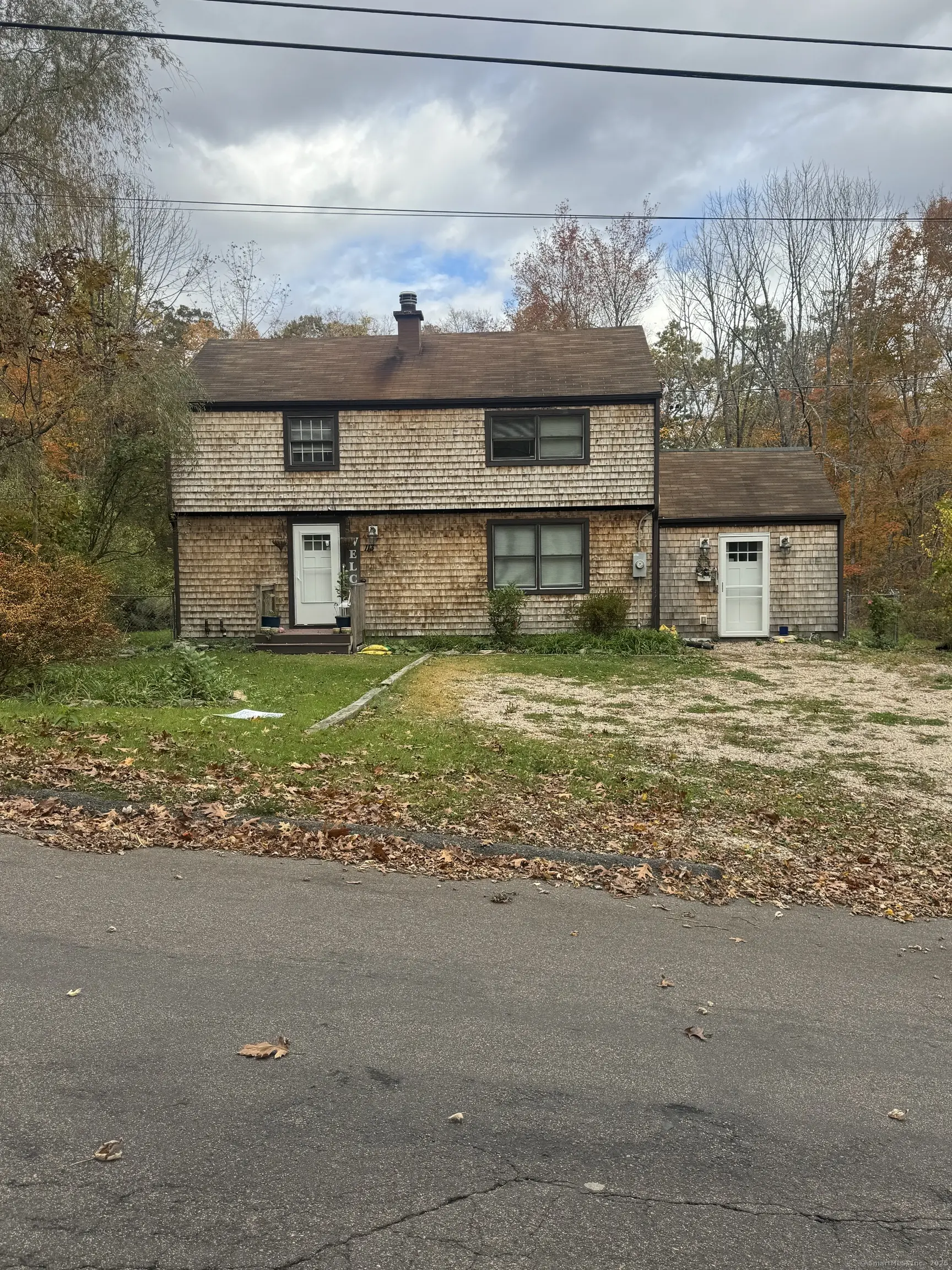 113 Meeting House Lane, Ledyard