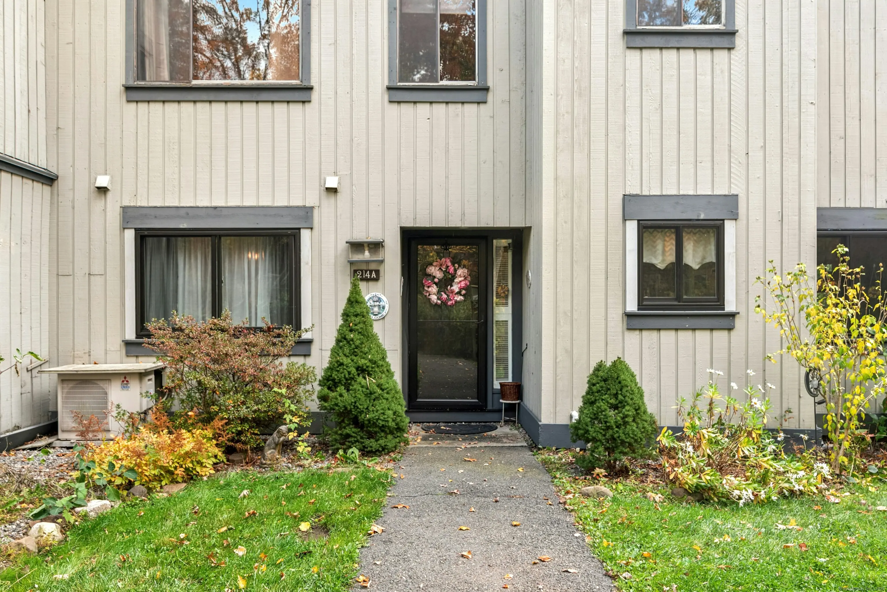 214 Heritage Village A, Southbury