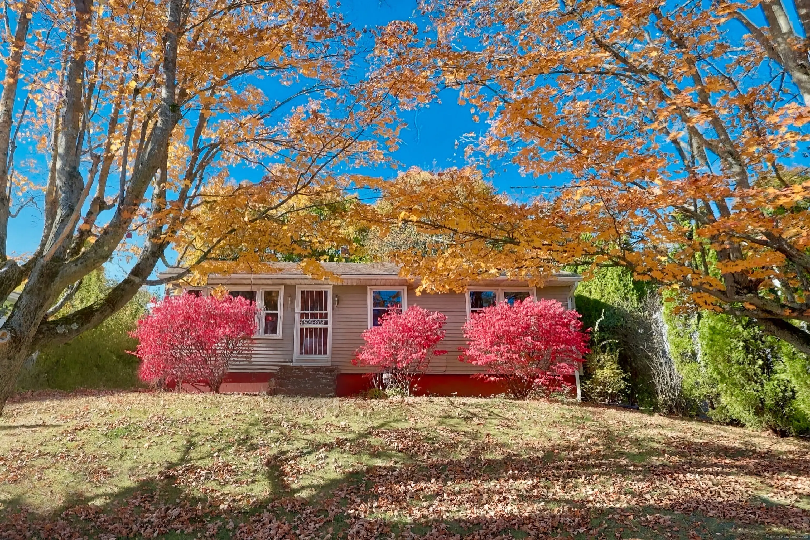 132 Hans Avenue, Waterbury