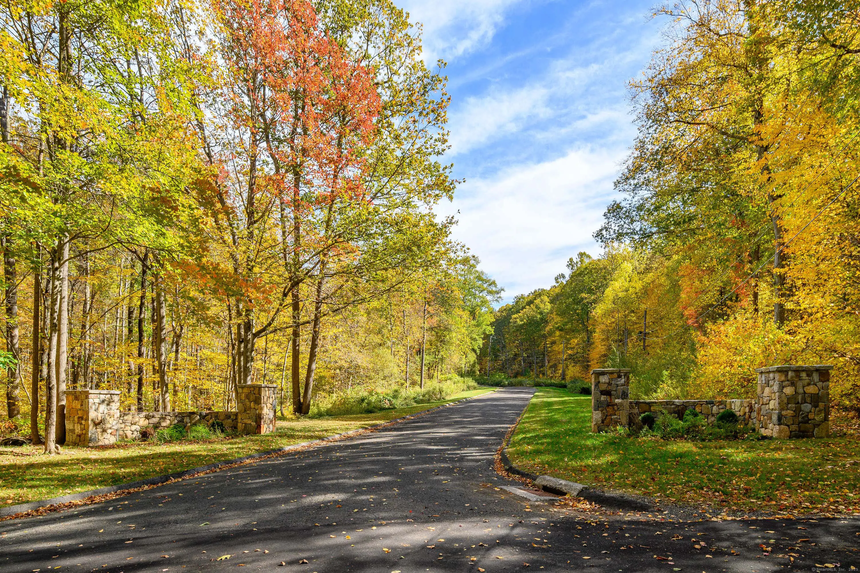 Ives Court, Ridgefield