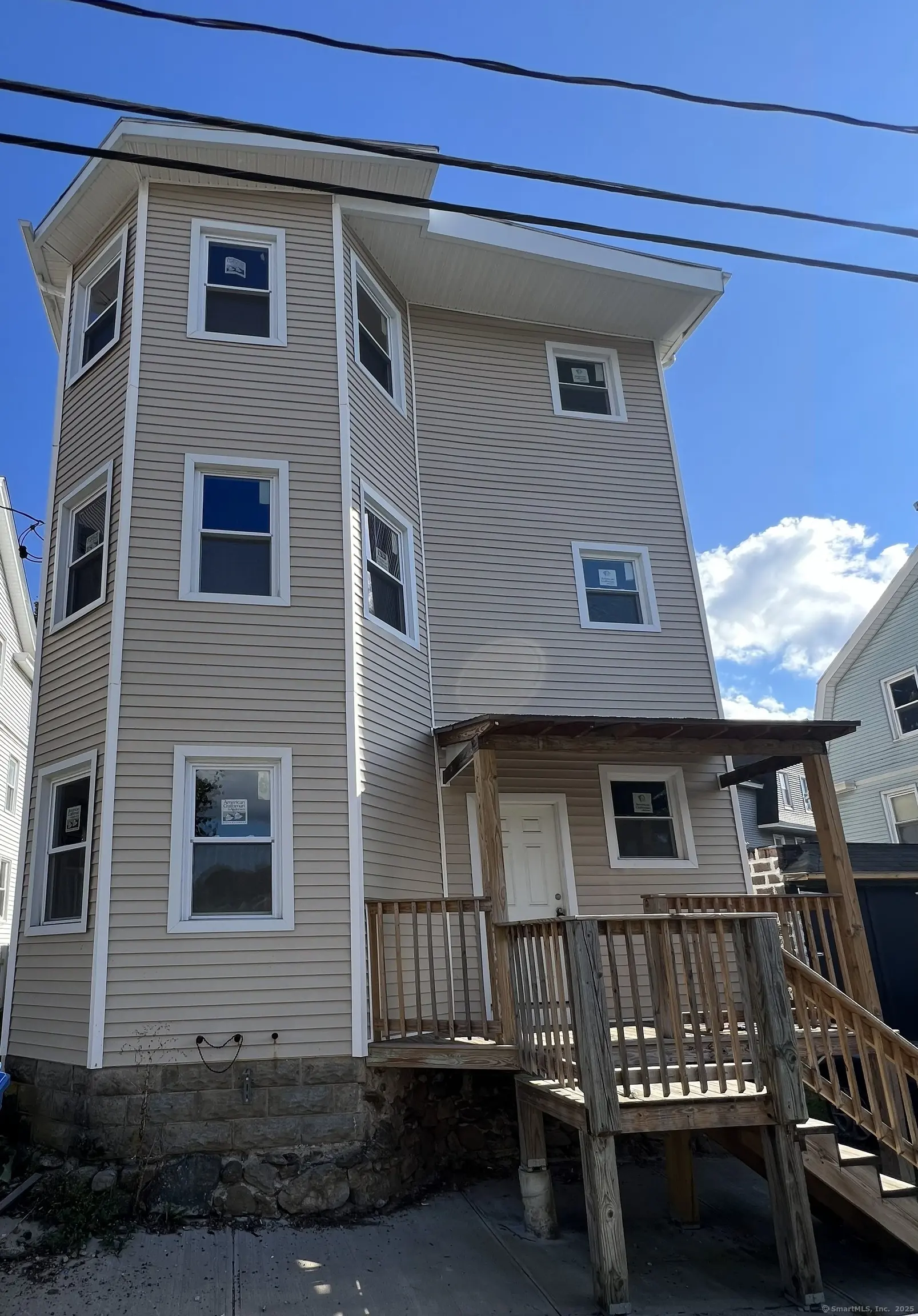 16 Vermont Street, Waterbury