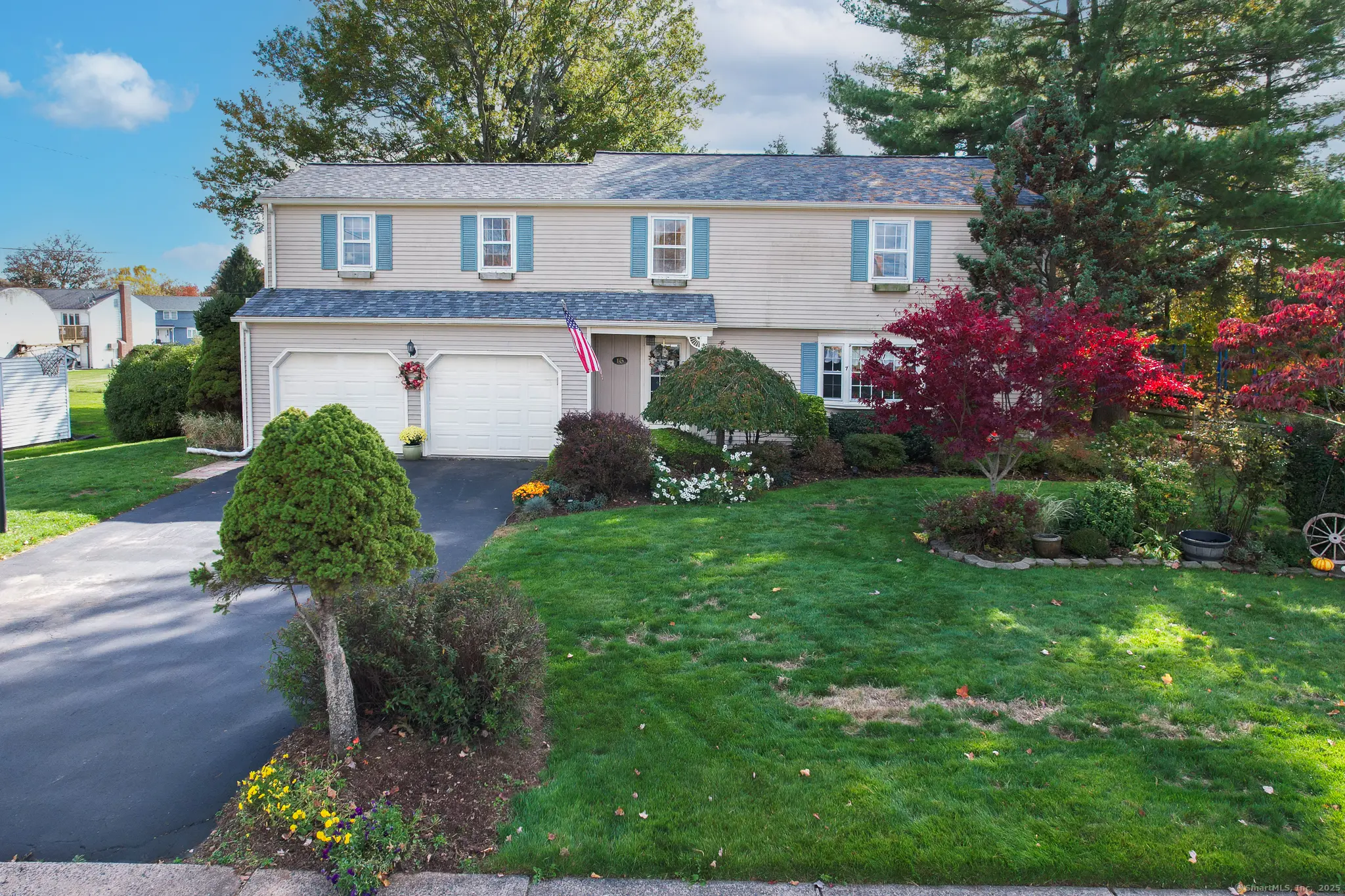 16 Glenwood Drive, Wethersfield