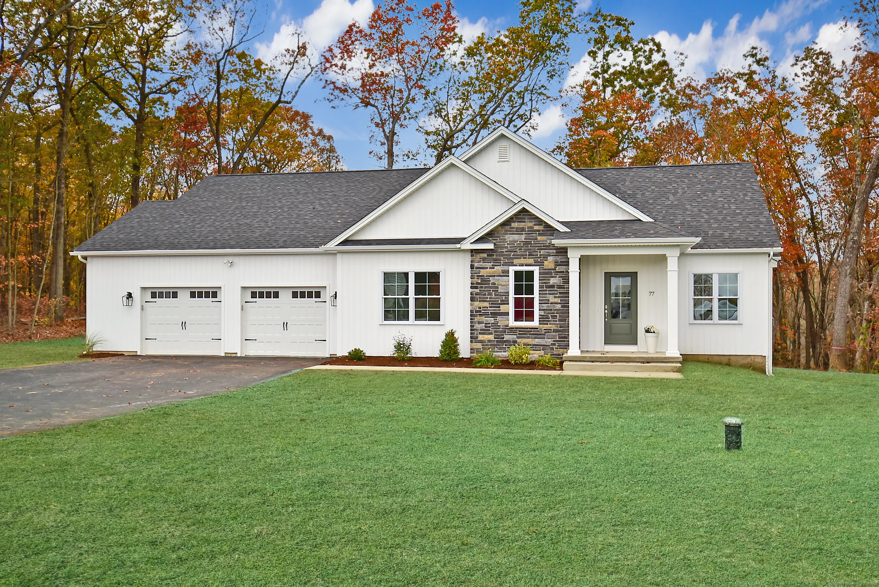 77 Thrall Road, East Windsor