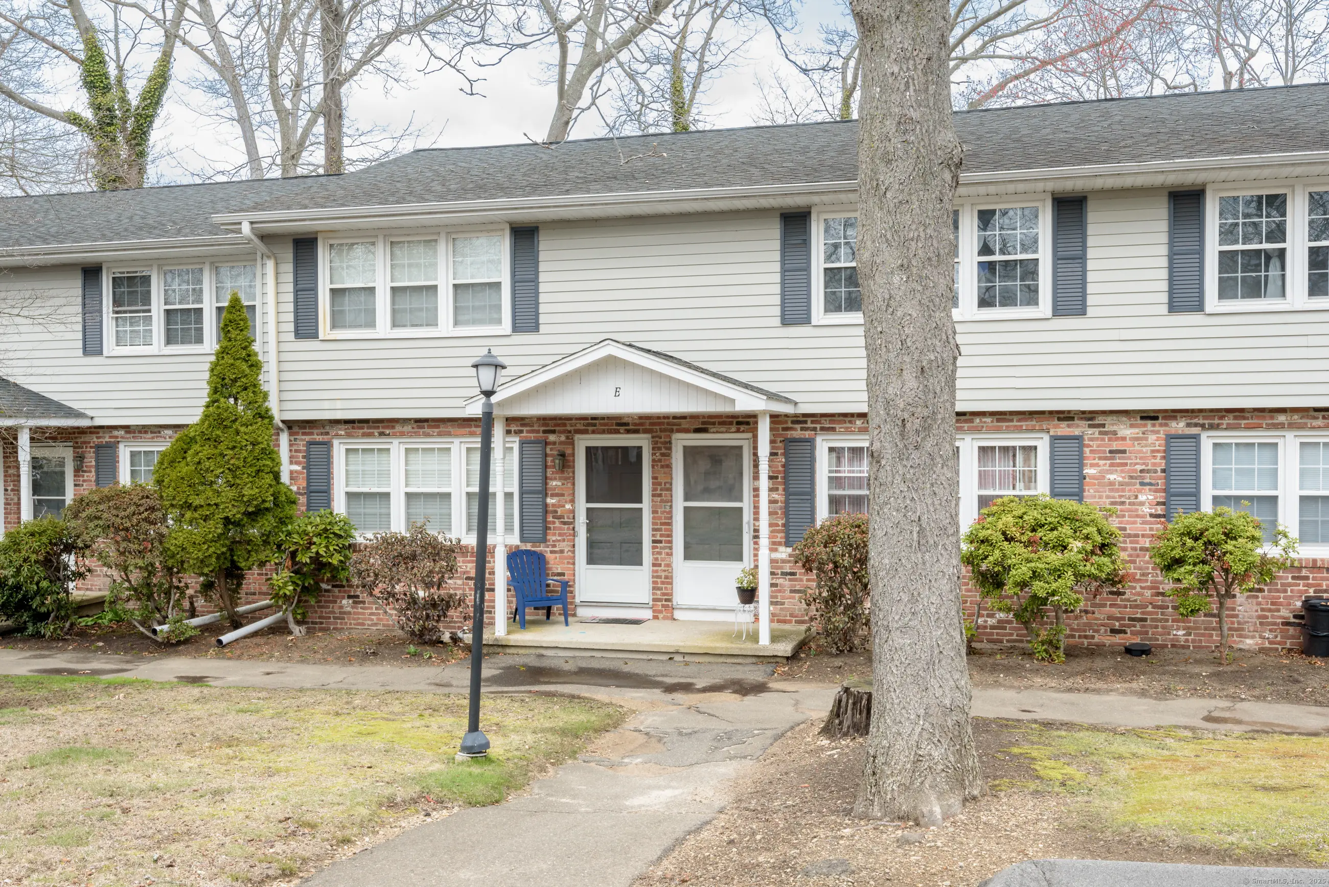 280 East Main Street Apt E6, Clinton