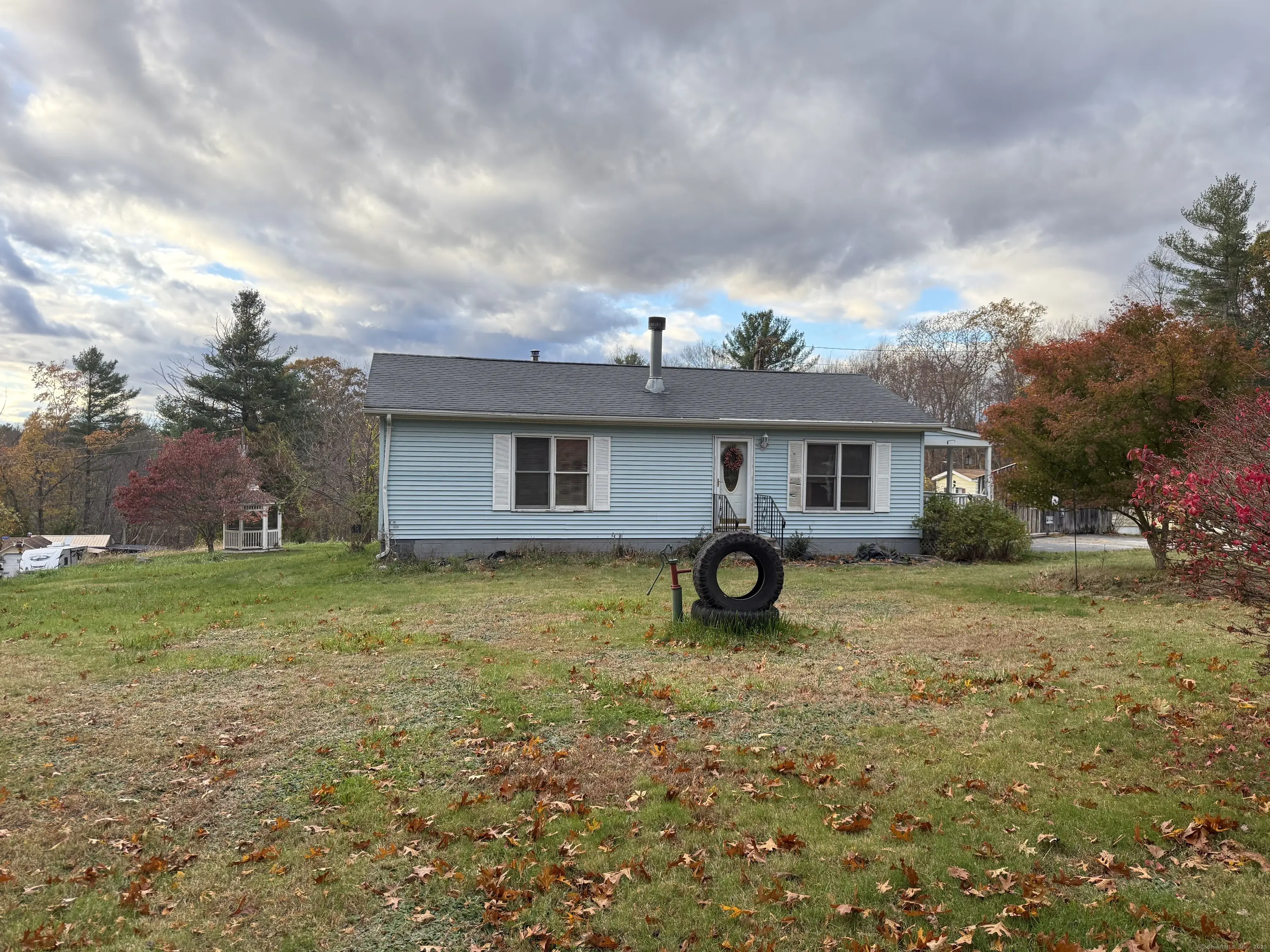 165 Breakneck Hill Road, Killingly