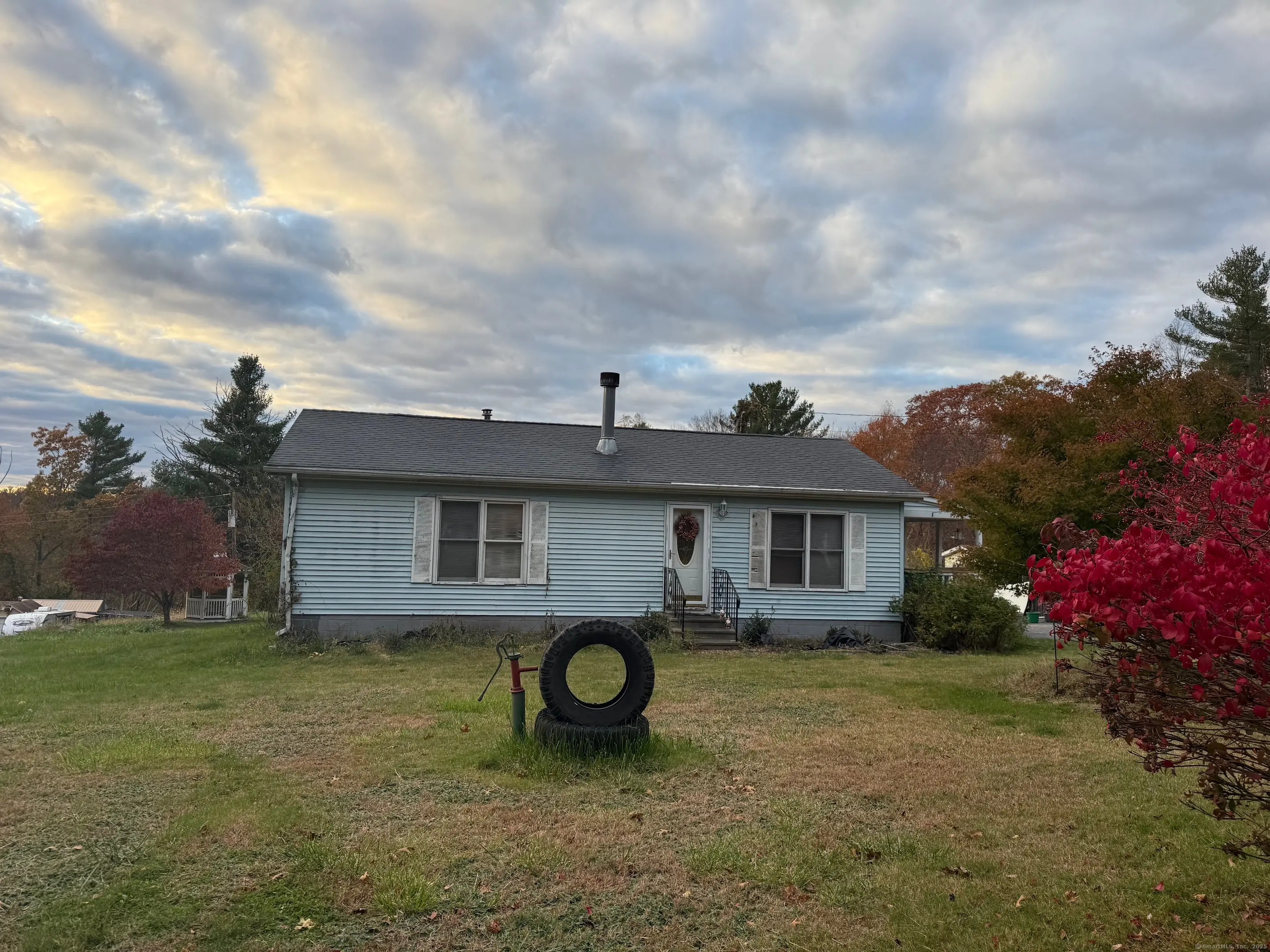 165 Breakneck Hill Road, Killingly