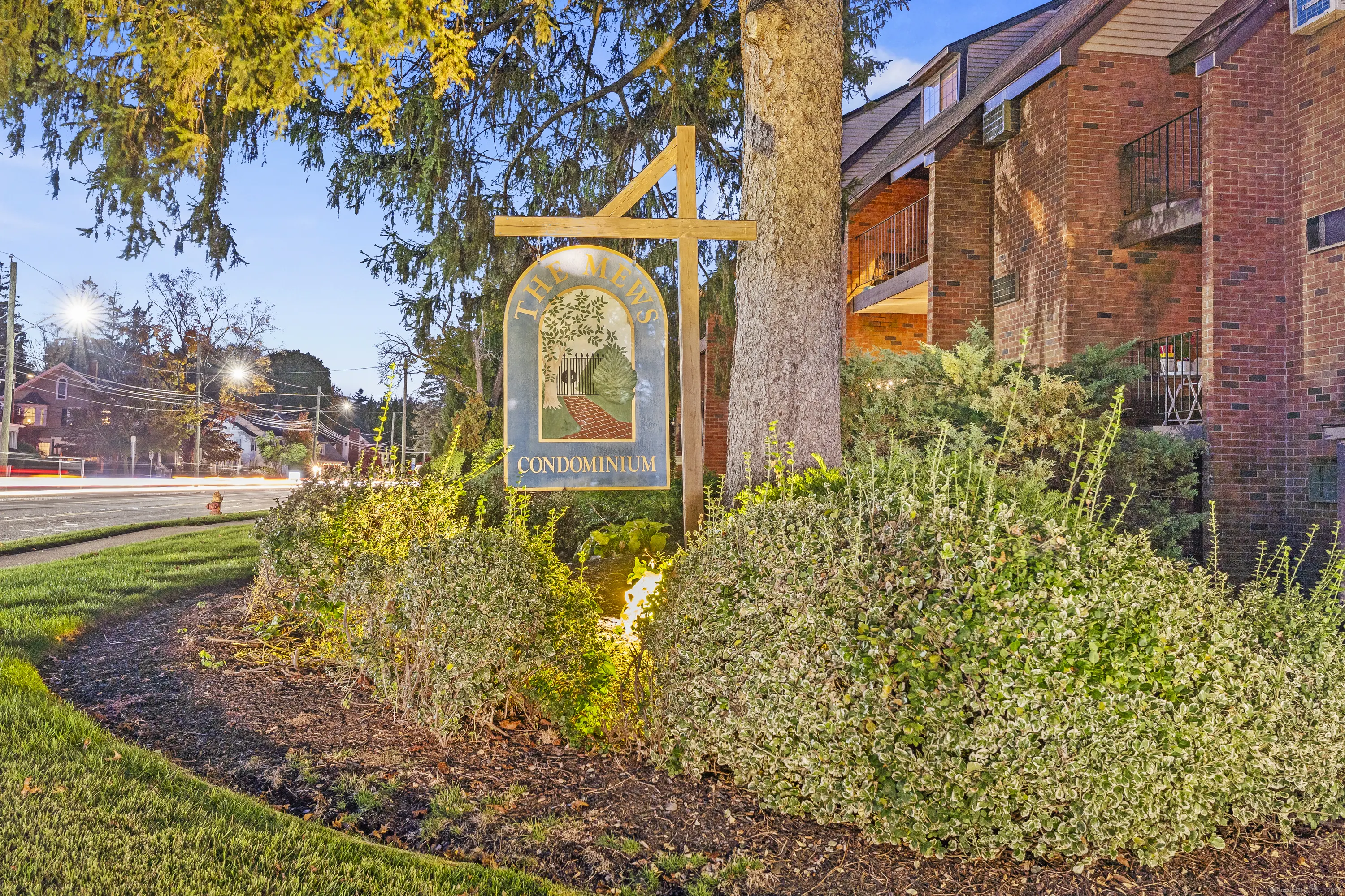 42 North Main Street, West Hartford