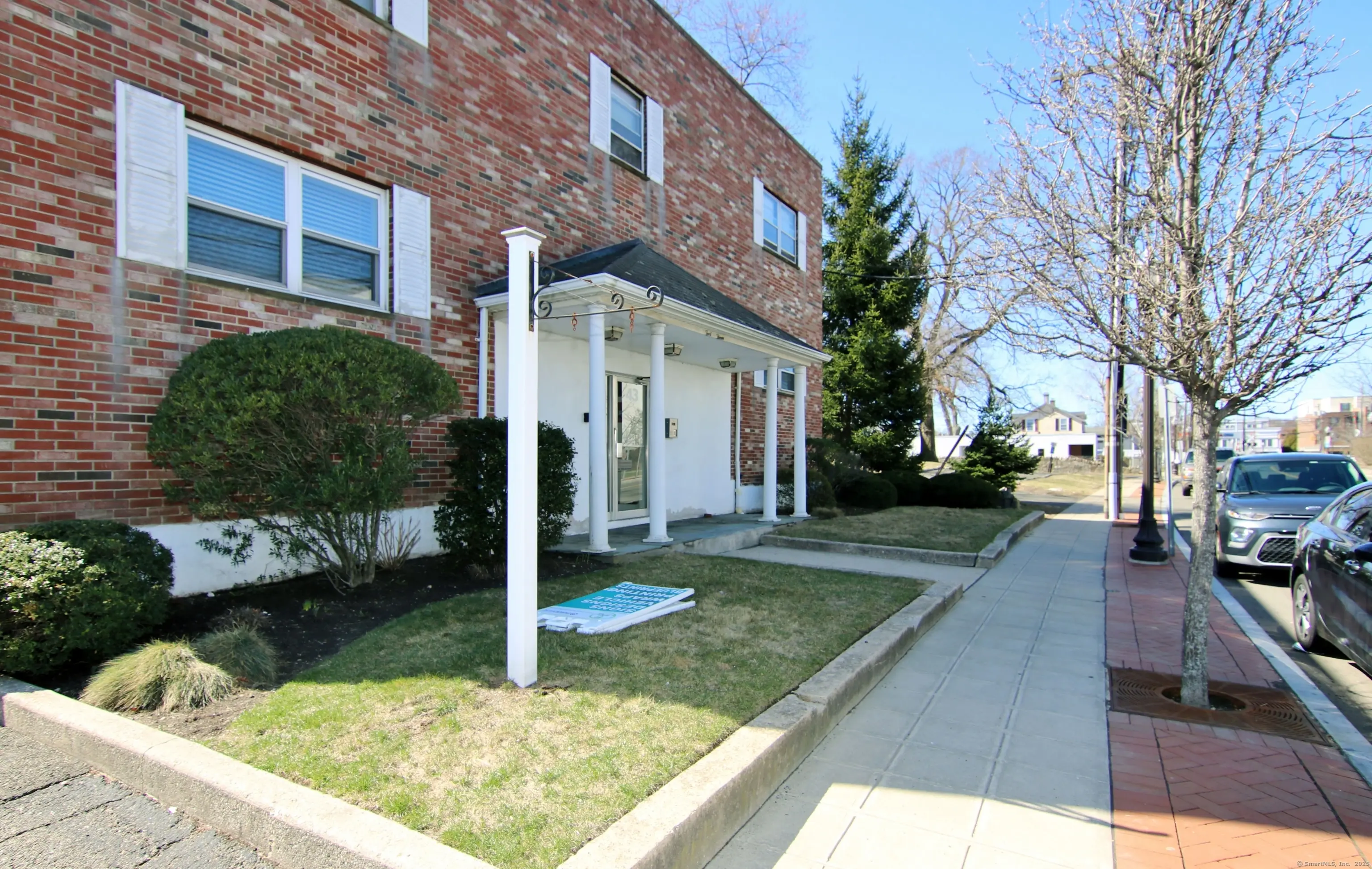 43 Crescent Street Apt 11, Stamford
