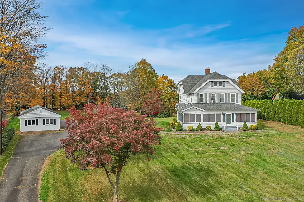 1152 Worthington Ridge, Berlin