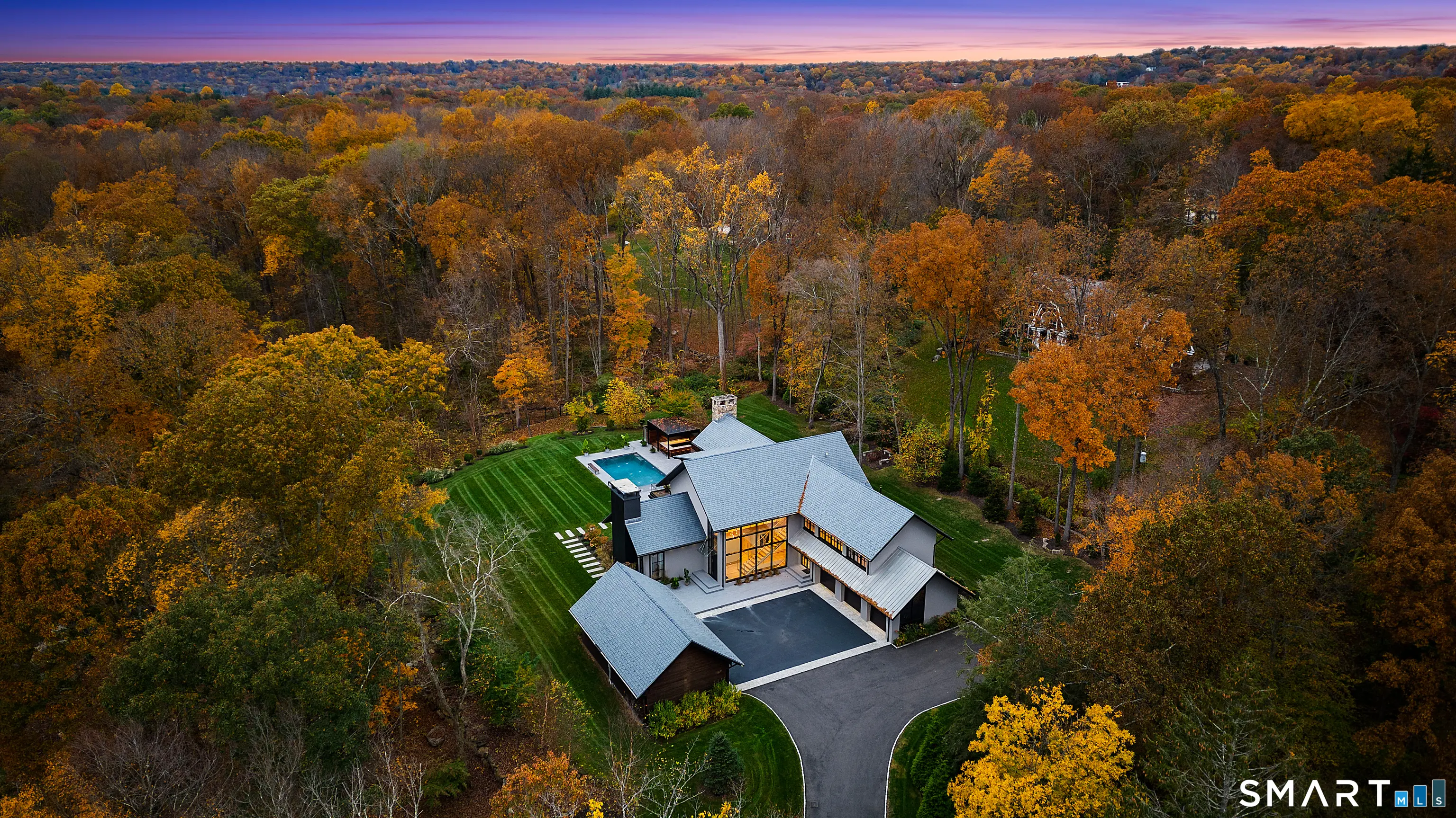 319 Bayberry Lane, Westport