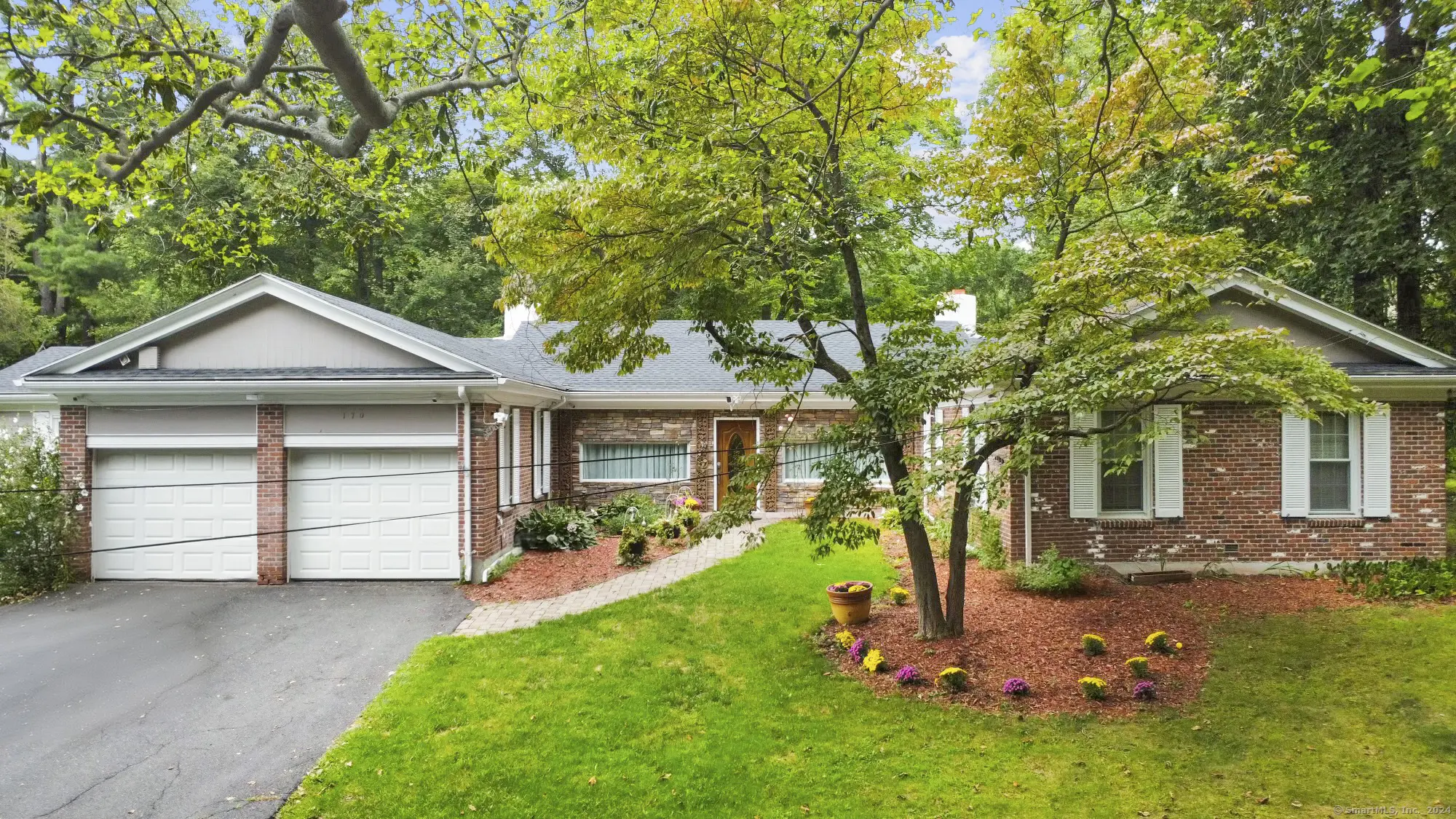 170 Hunter Drive, West Hartford