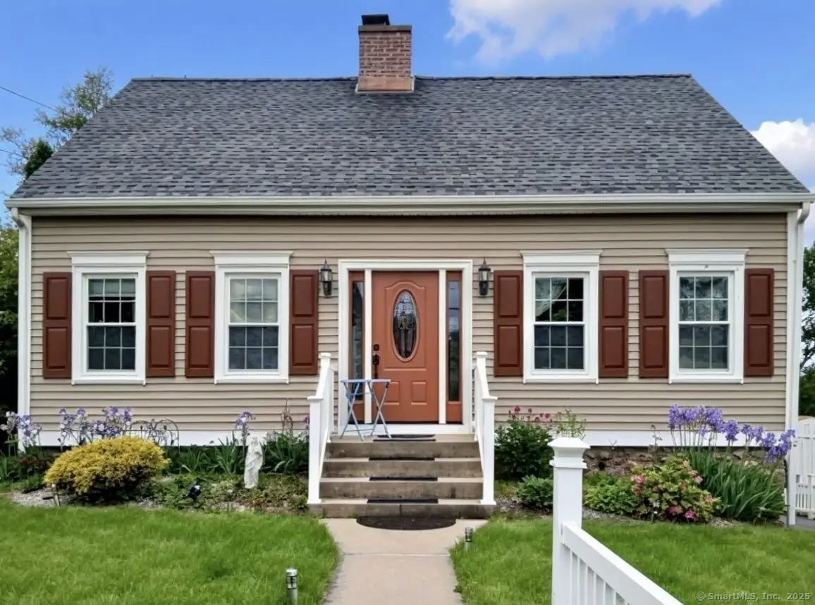 70 Lawlor Street, Waterbury