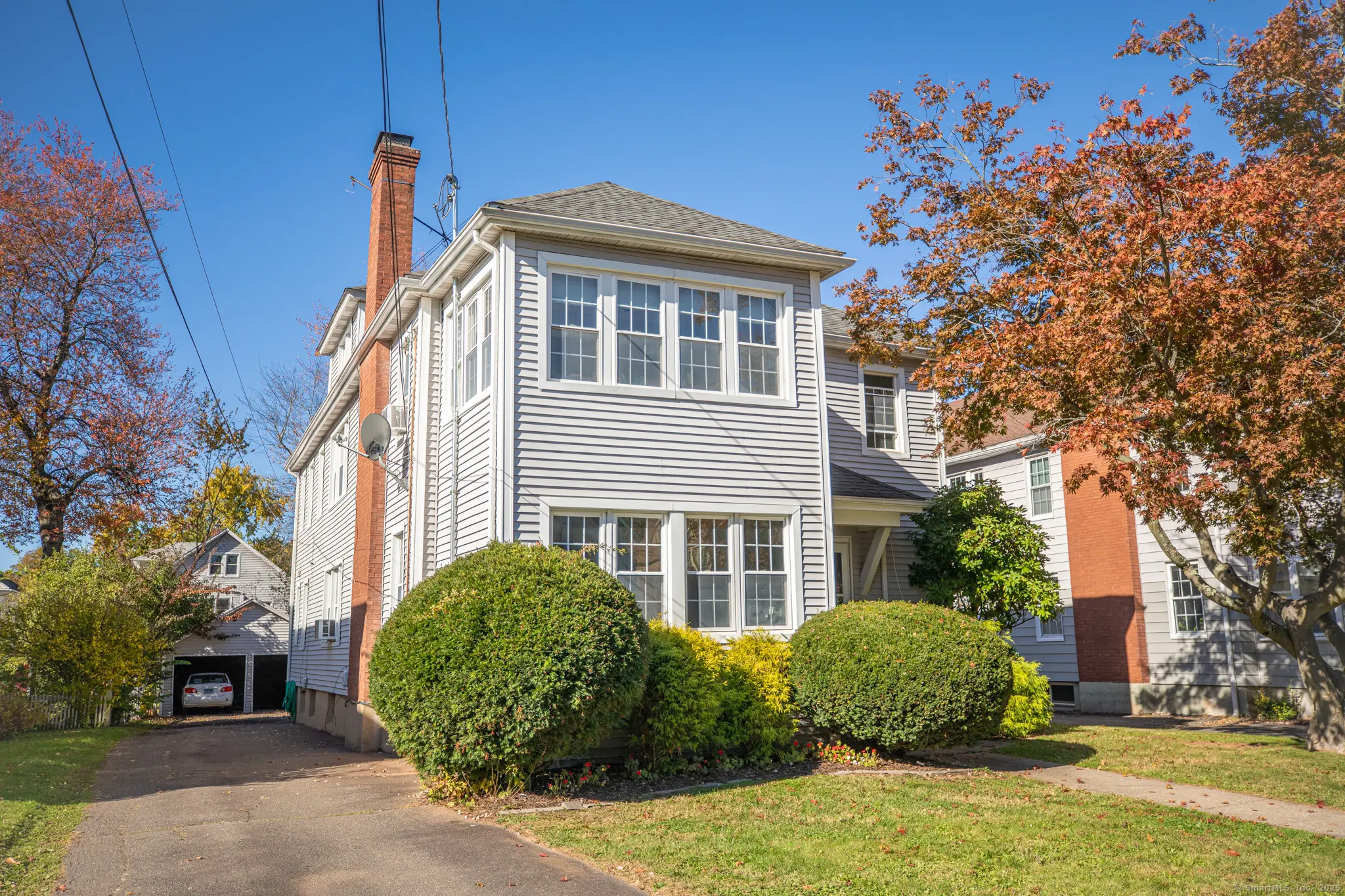 105 Ardmore Road, West Hartford