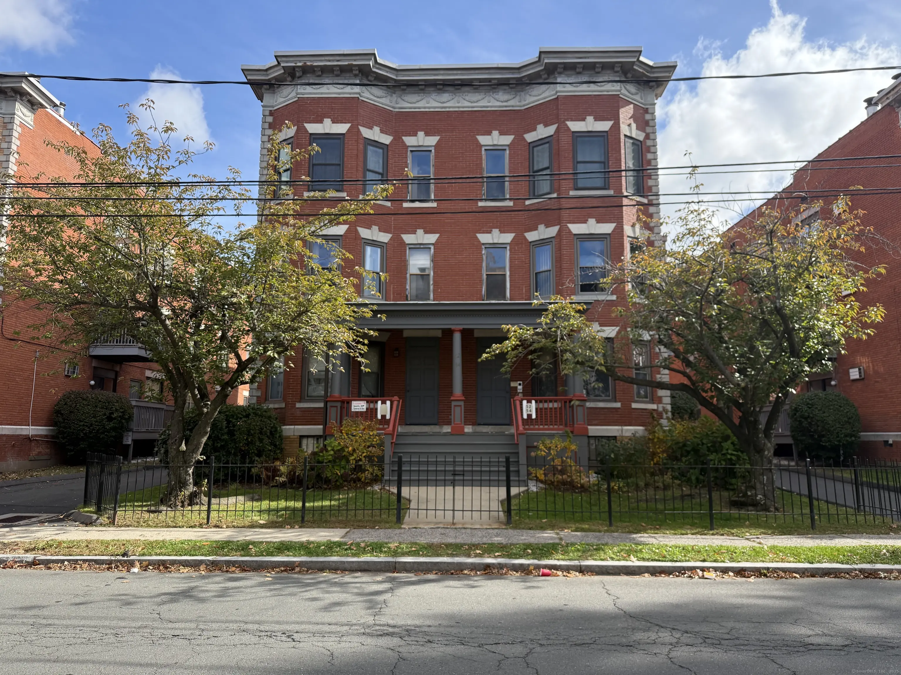 52 Atwood Street Apt 3b, Hartford