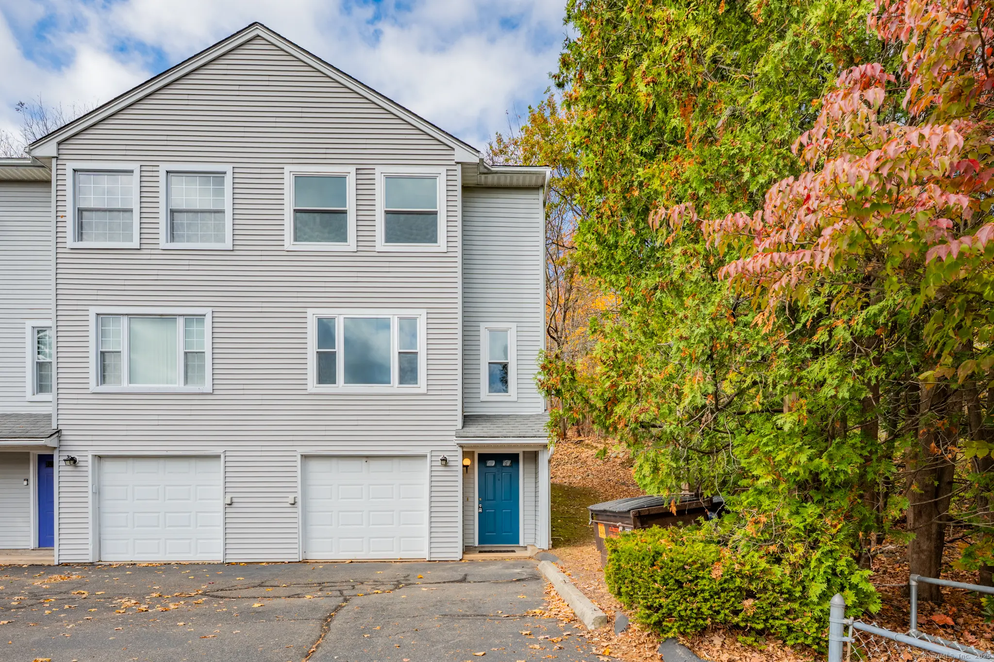 137 Knowles Avenue 137, Middletown