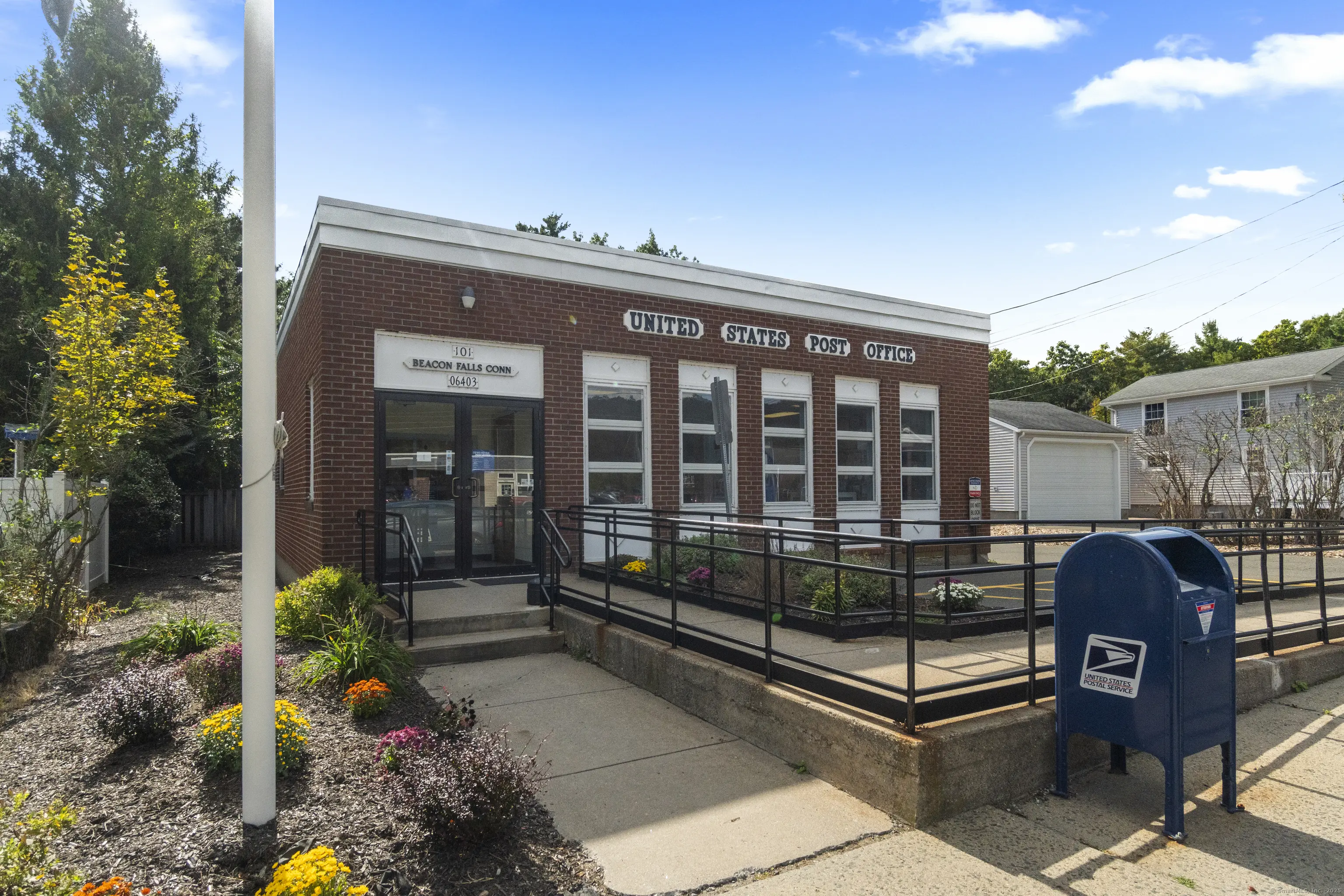 101 North Main Street, Beacon Falls