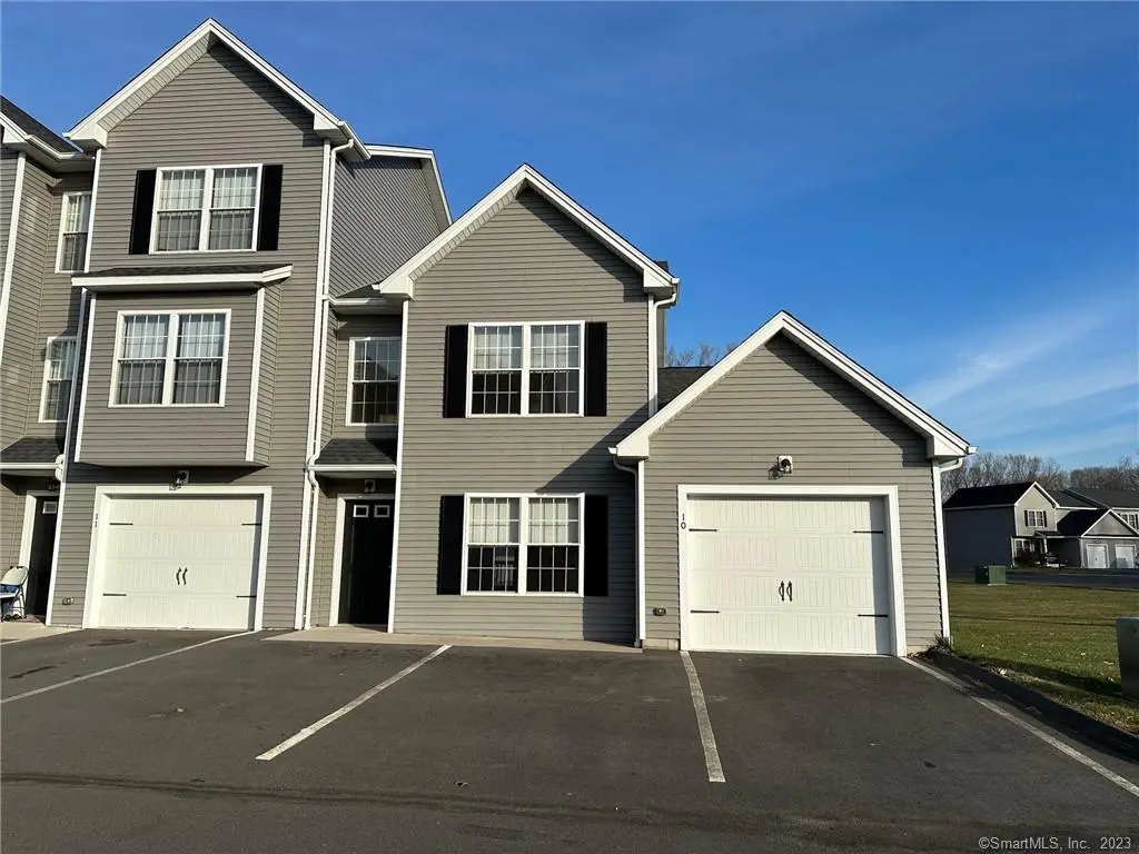 27 Tridell Drive 10, Southington