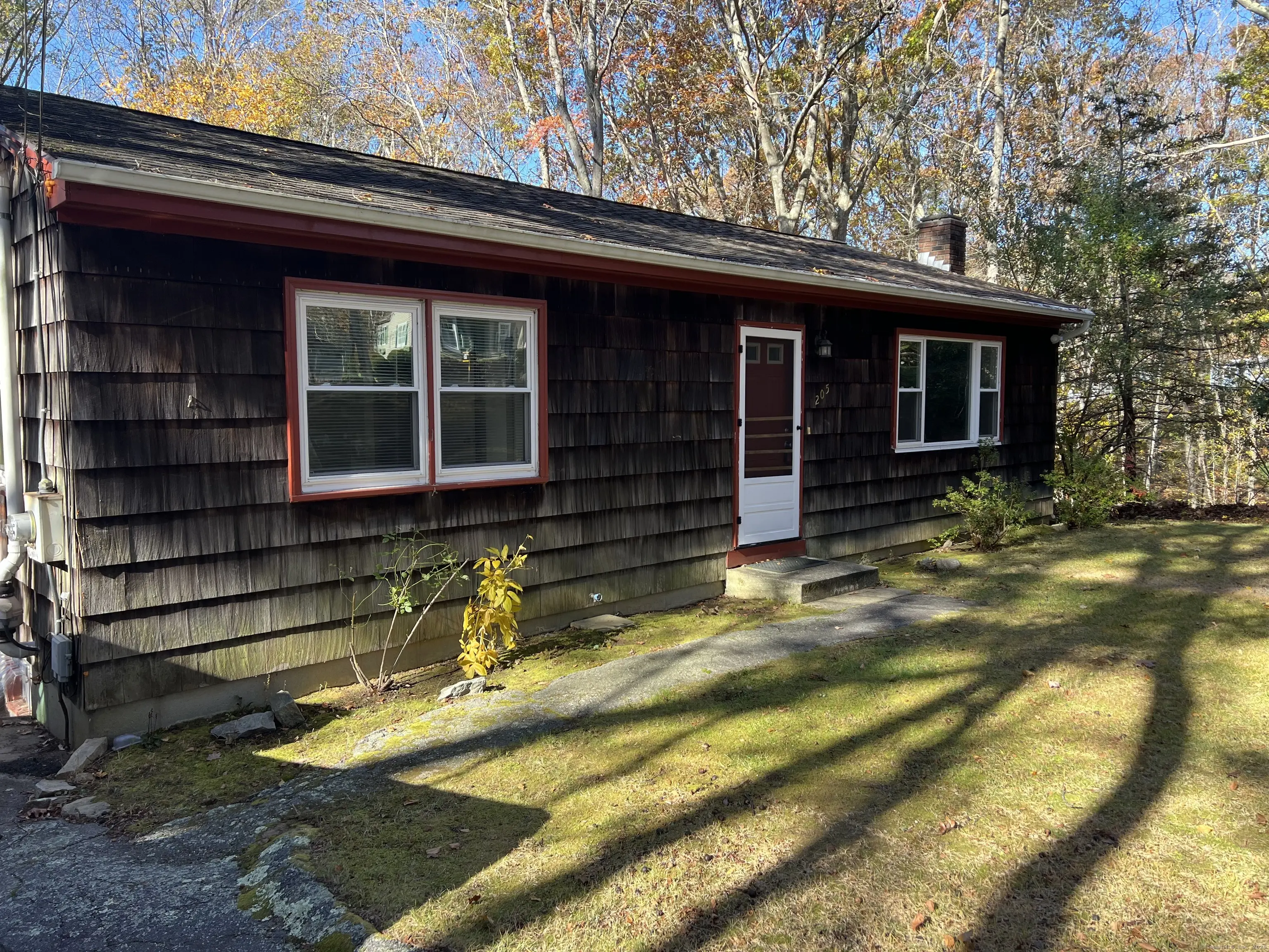 205 Colonel Ledyard Highway, Groton