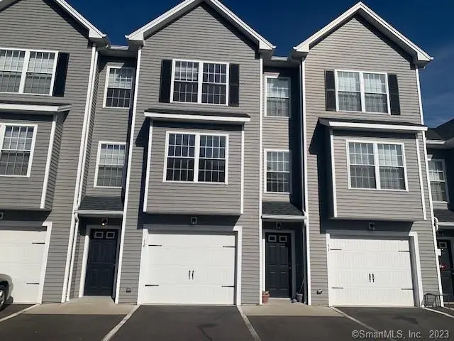 27 Tridell Drive 14, Southington