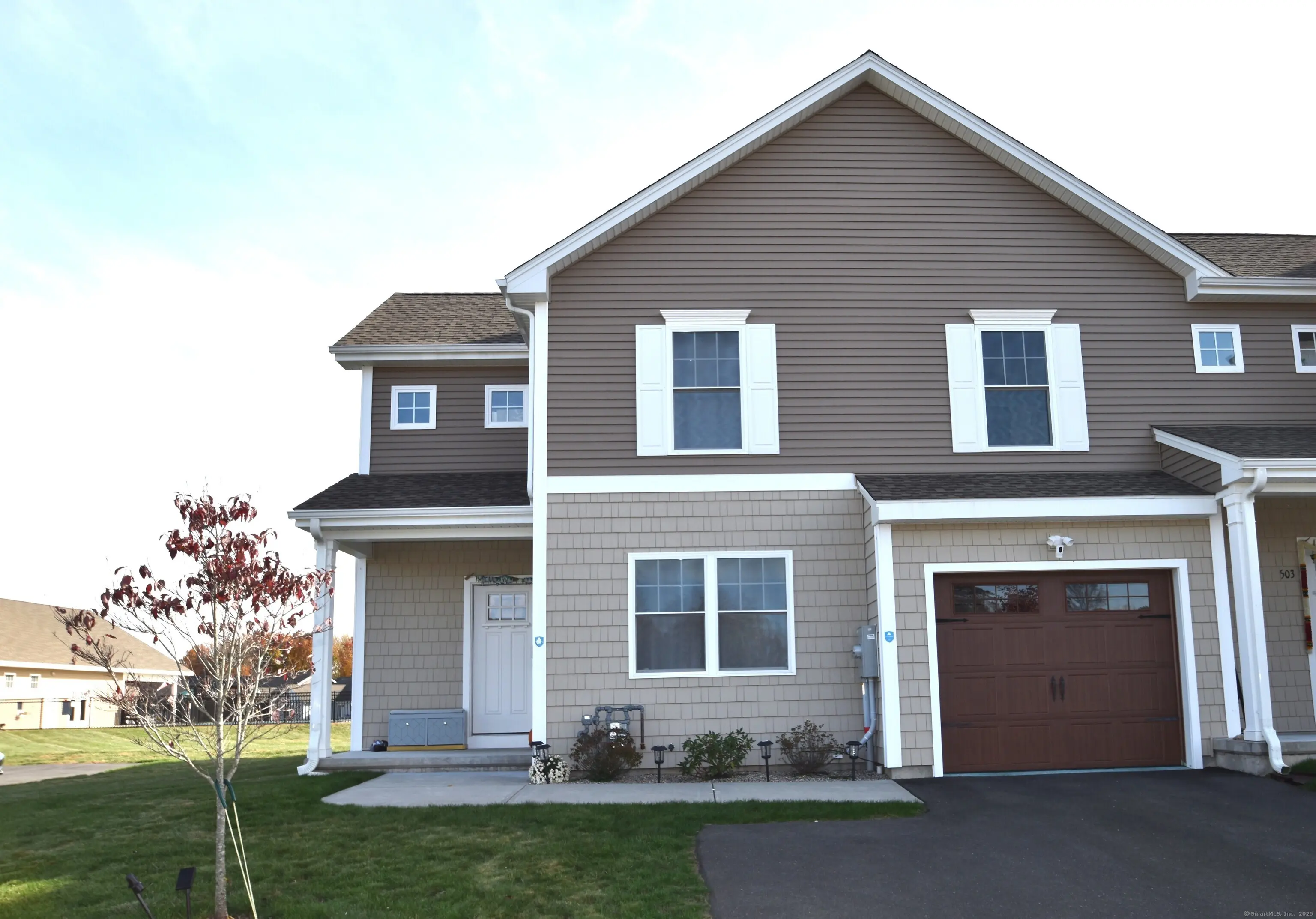 501 Old Village Circle, Windsor