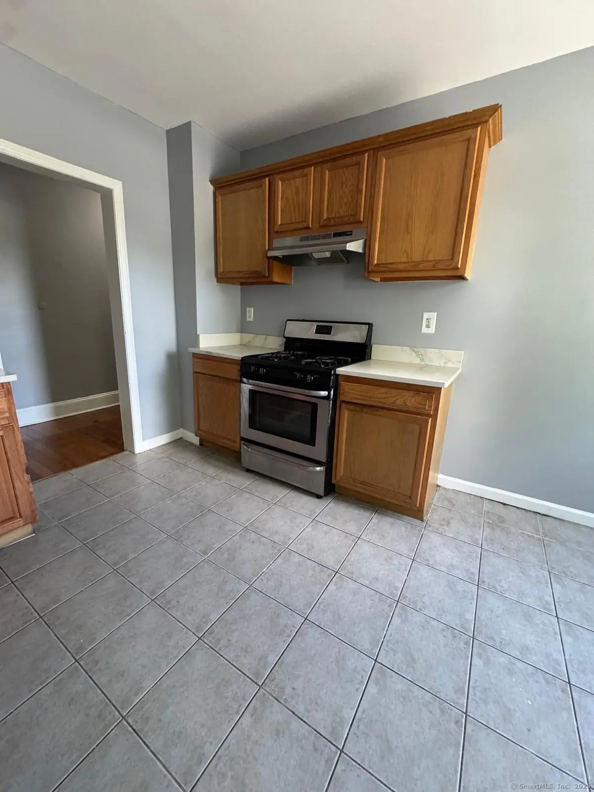 1018 Hancock Avenue 2l, Bridgeport