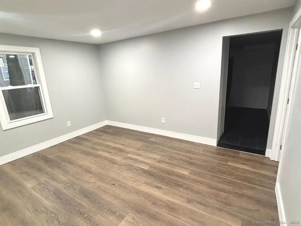 25 North Spring Street 1, Ansonia