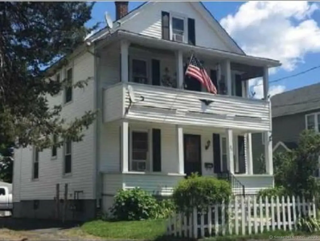 27 Washington Avenue, Torrington