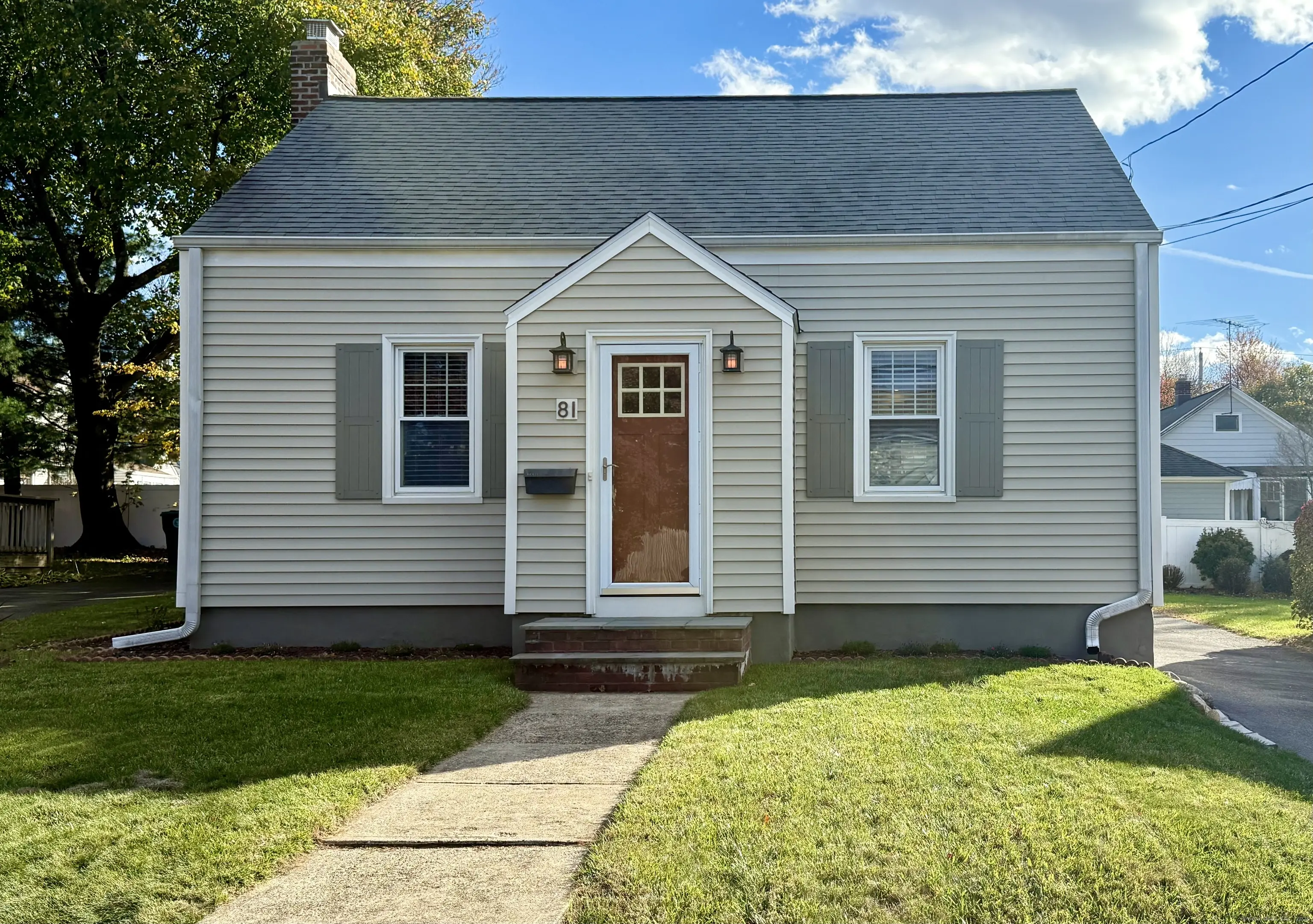 81 Newton Street, Stratford