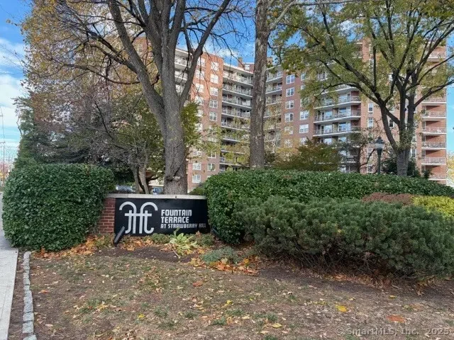 91 Strawberry Hill Avenue 925, Stamford