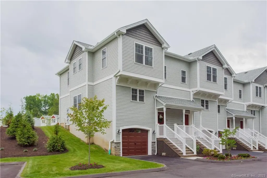 24 Mill Pond Drive 15, Granby