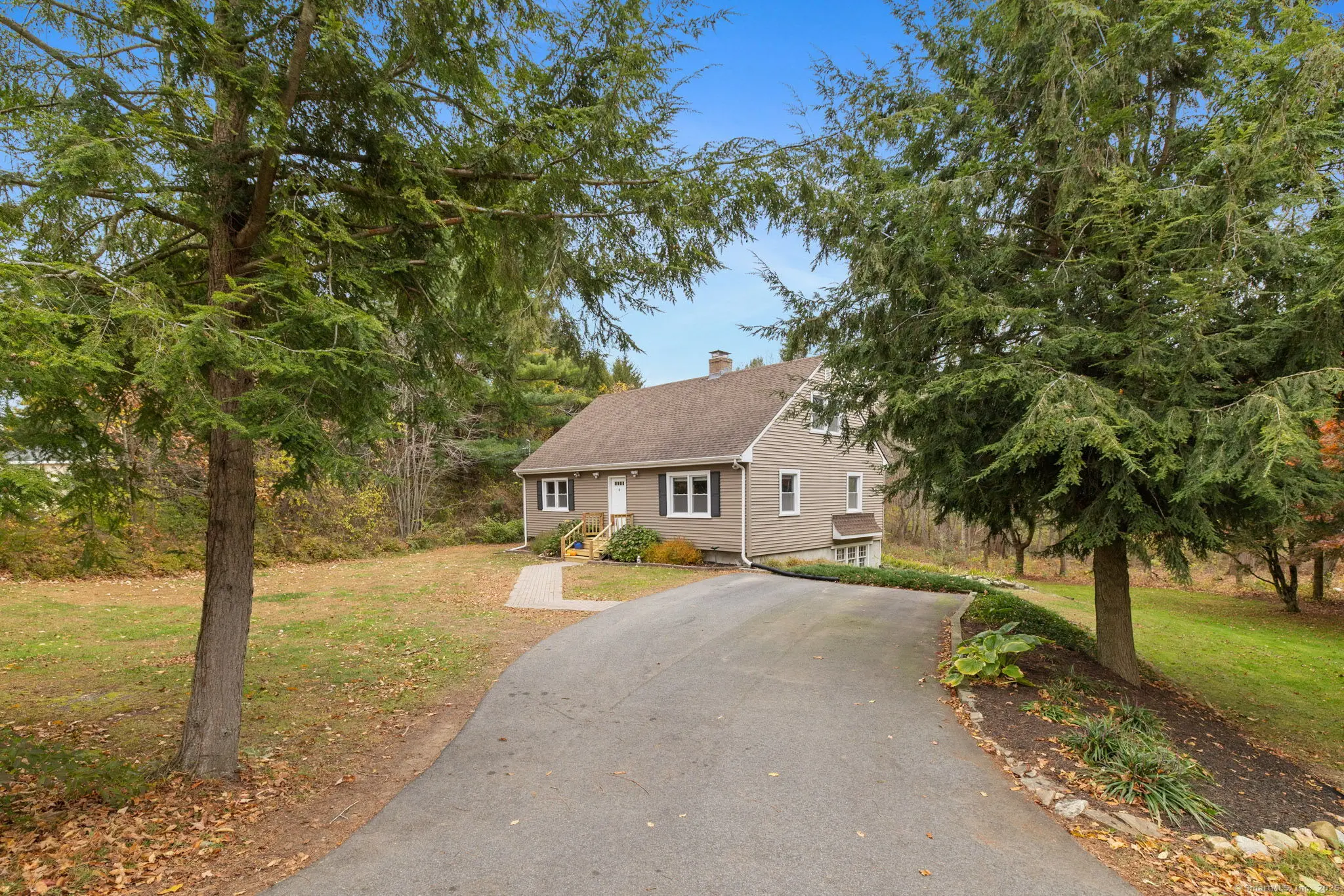 10 Shingle Mill Road, Salem