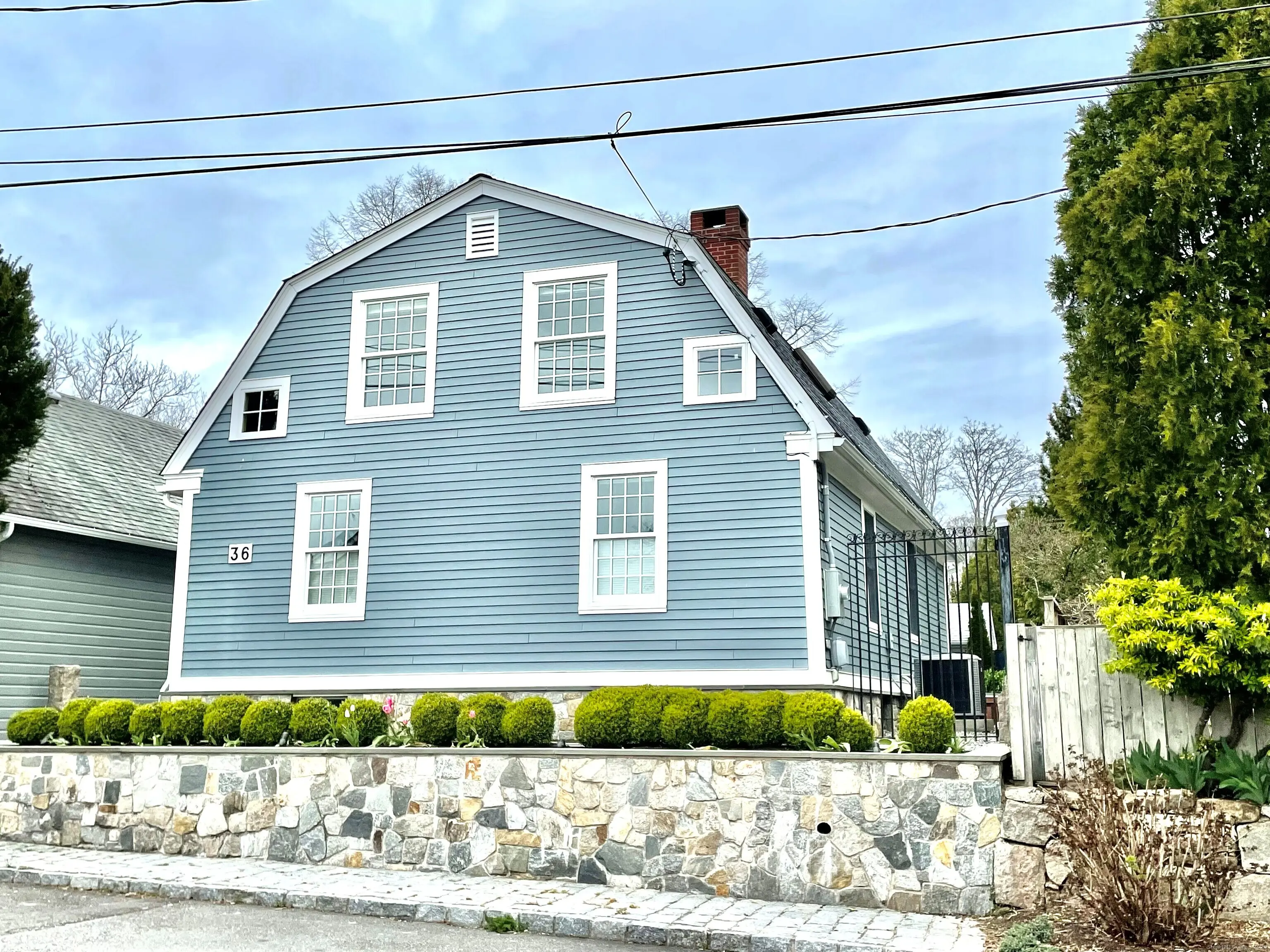 36 Orchard Street, Stonington
