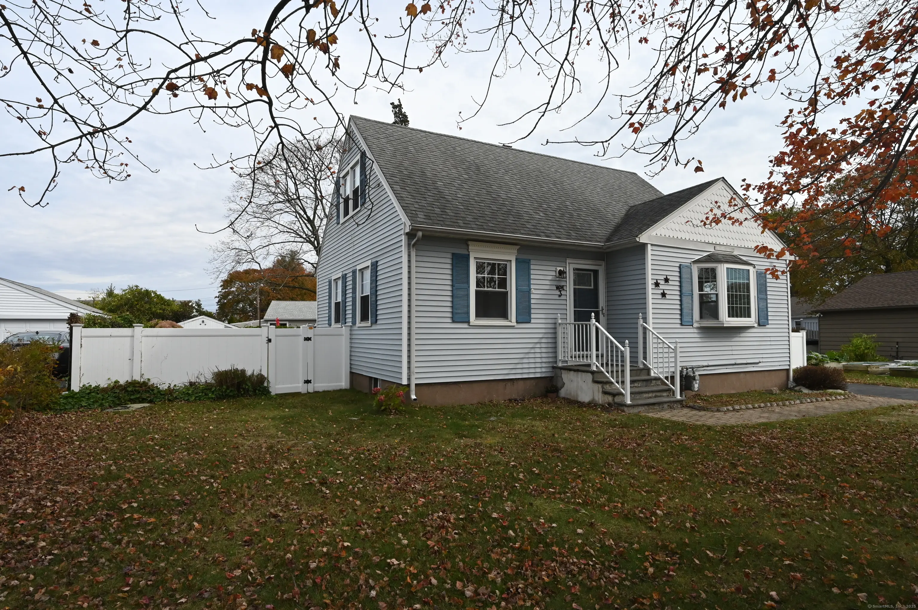 3 Stoddard Road, East Haven