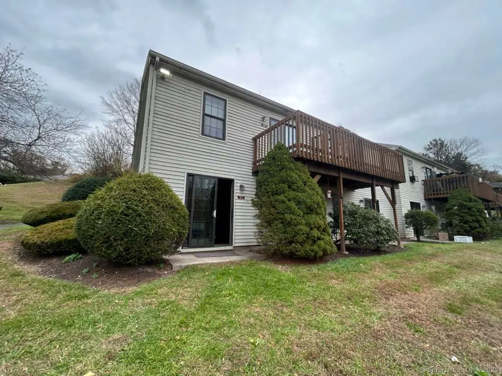 177 Aspetuck Village 177, New Milford