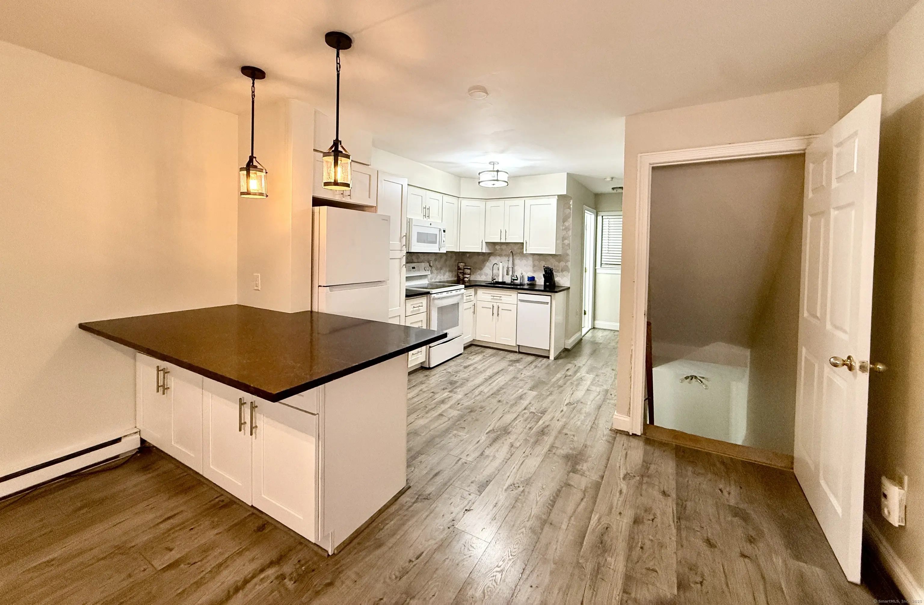 133 Main Street Apt 5, Norwalk