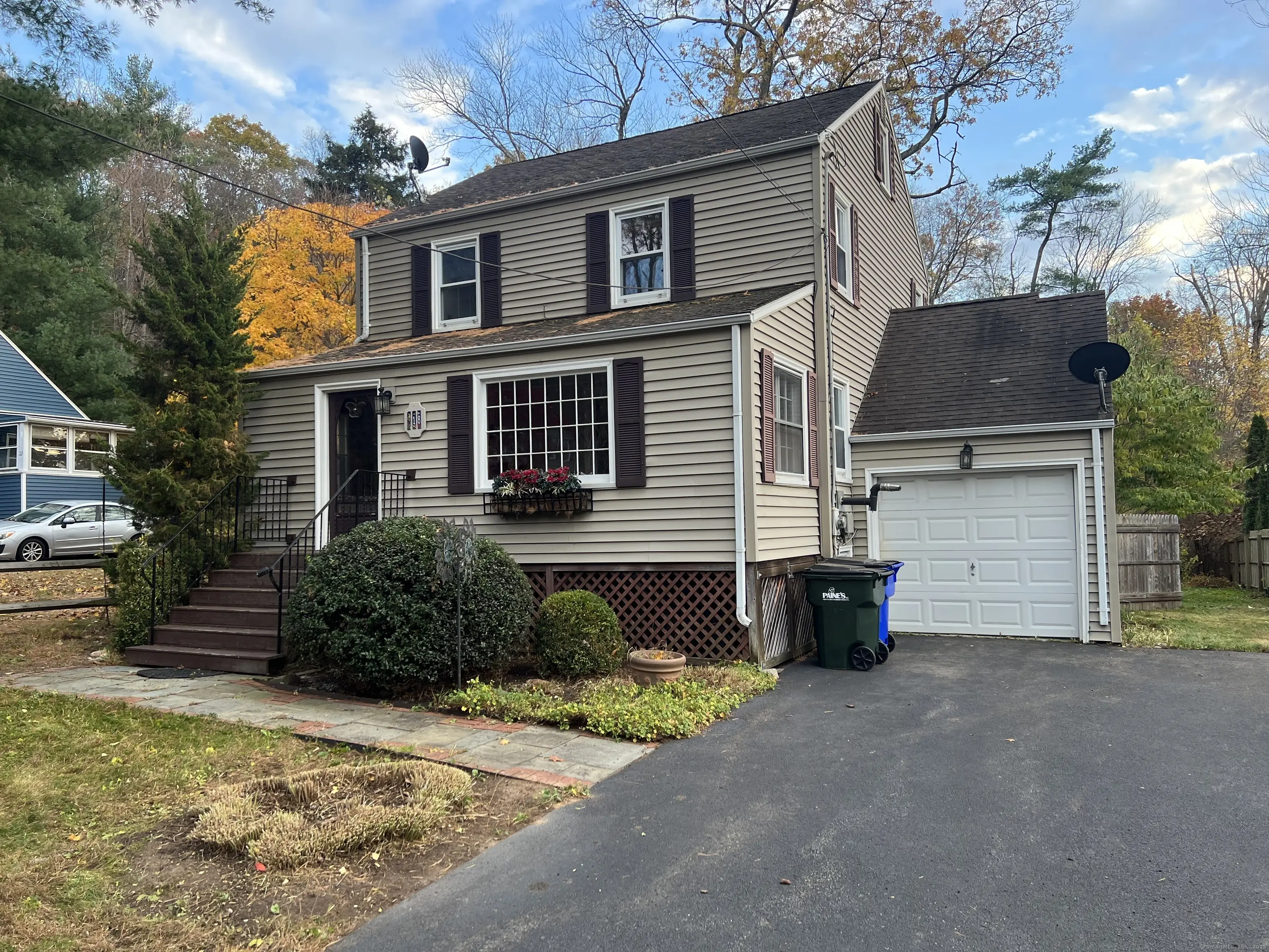 18 Sunset Trail, Avon