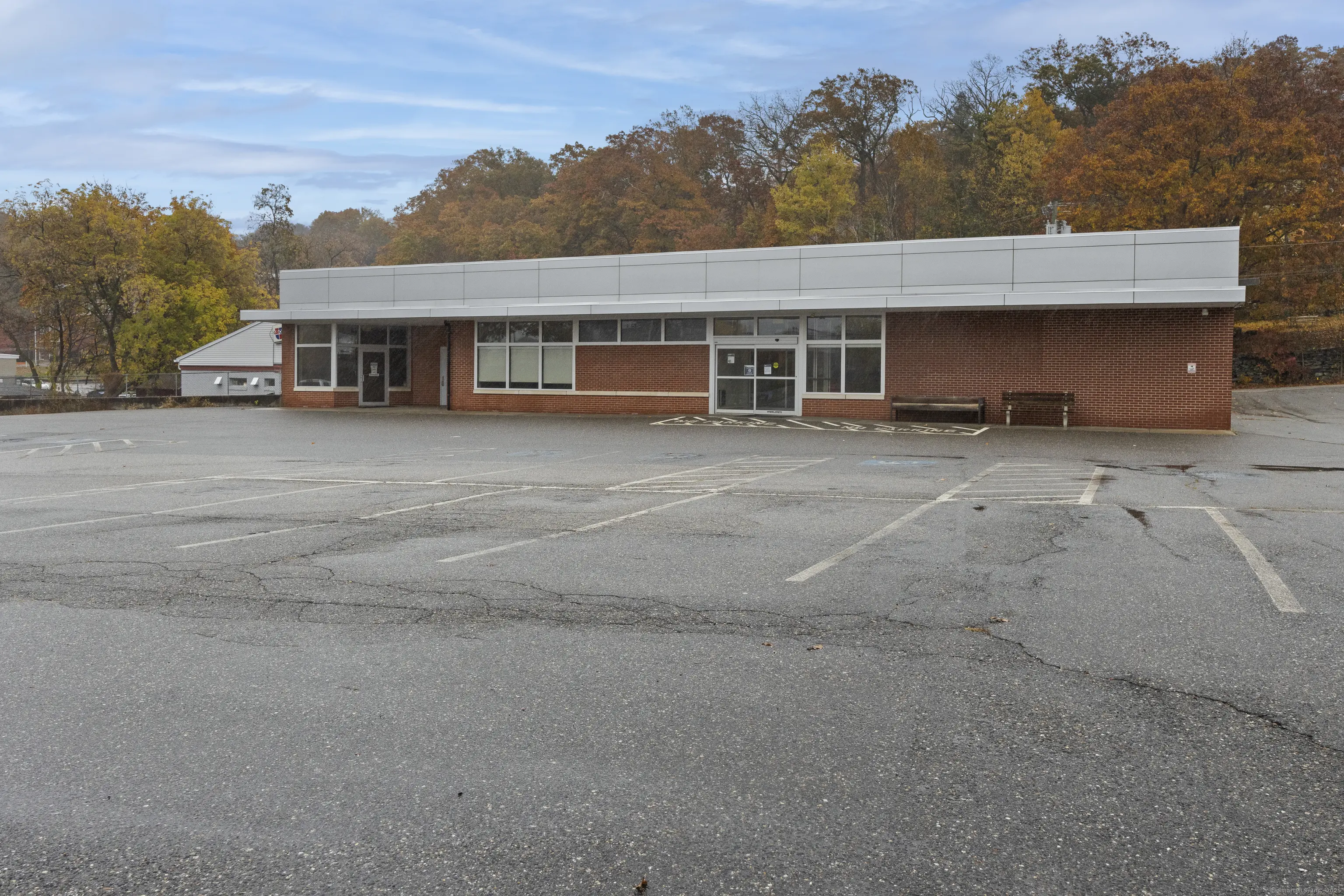 6 South South Main Street, Putnam