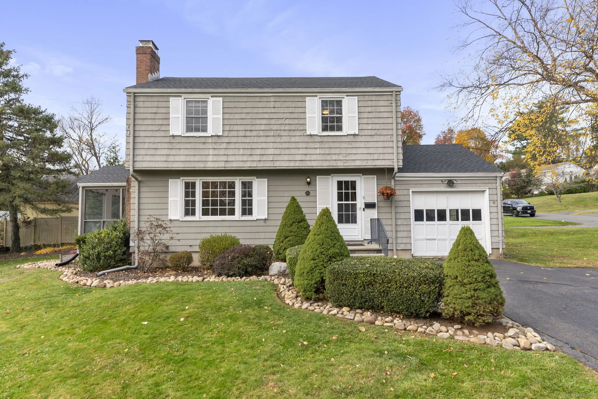 81 Brookmoor Road, West Hartford