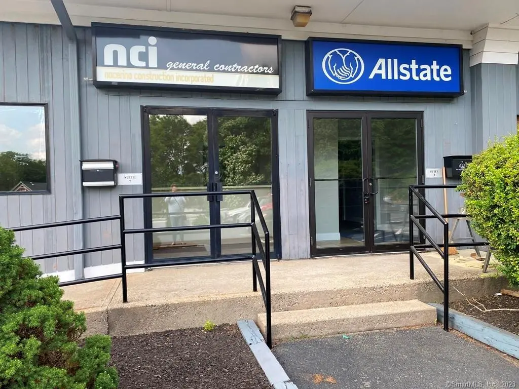 628 New Haven Road 7, Naugatuck