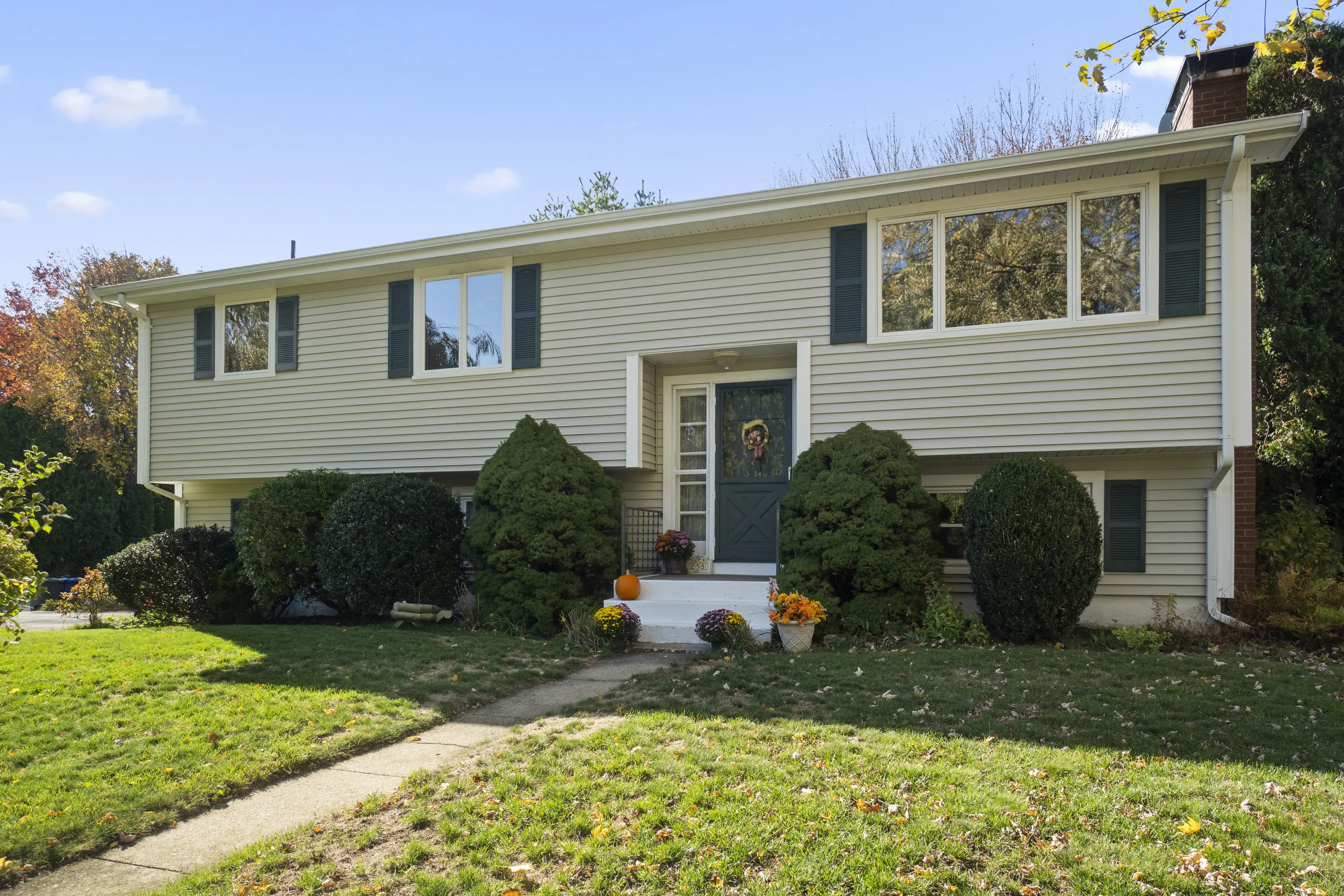 255 Capstan Avenue, Groton