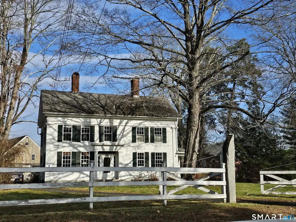 28 School Street, Woodbury