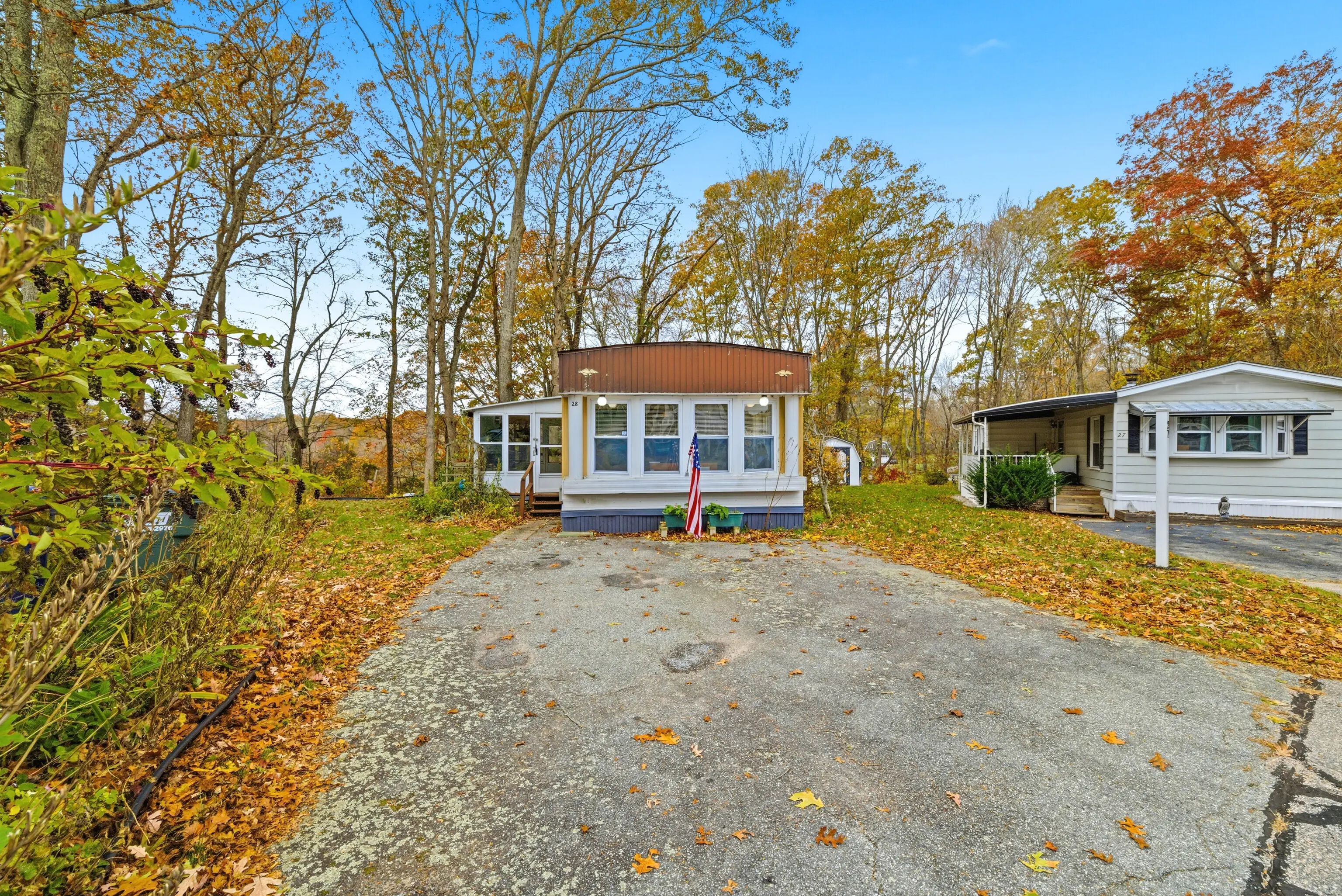 28 Golden Spur, Stonington