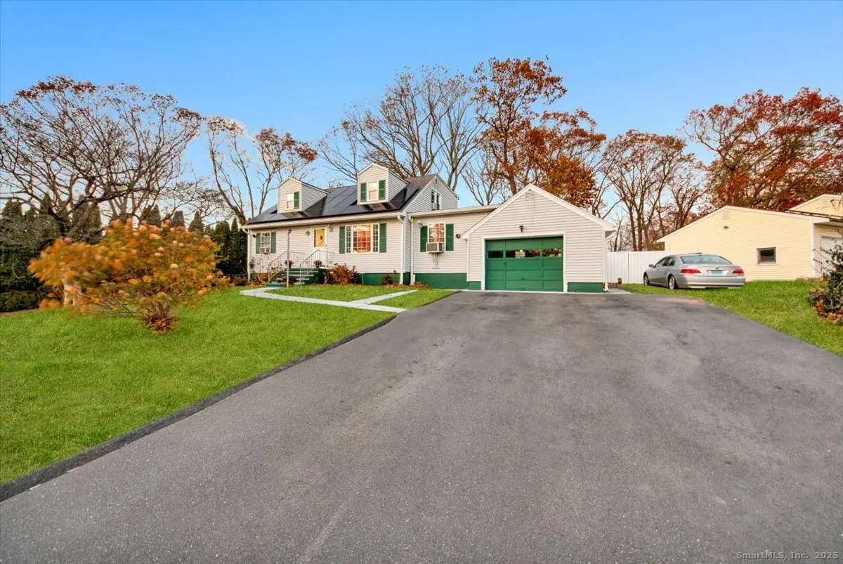 65 Clearview Drive, Bridgeport