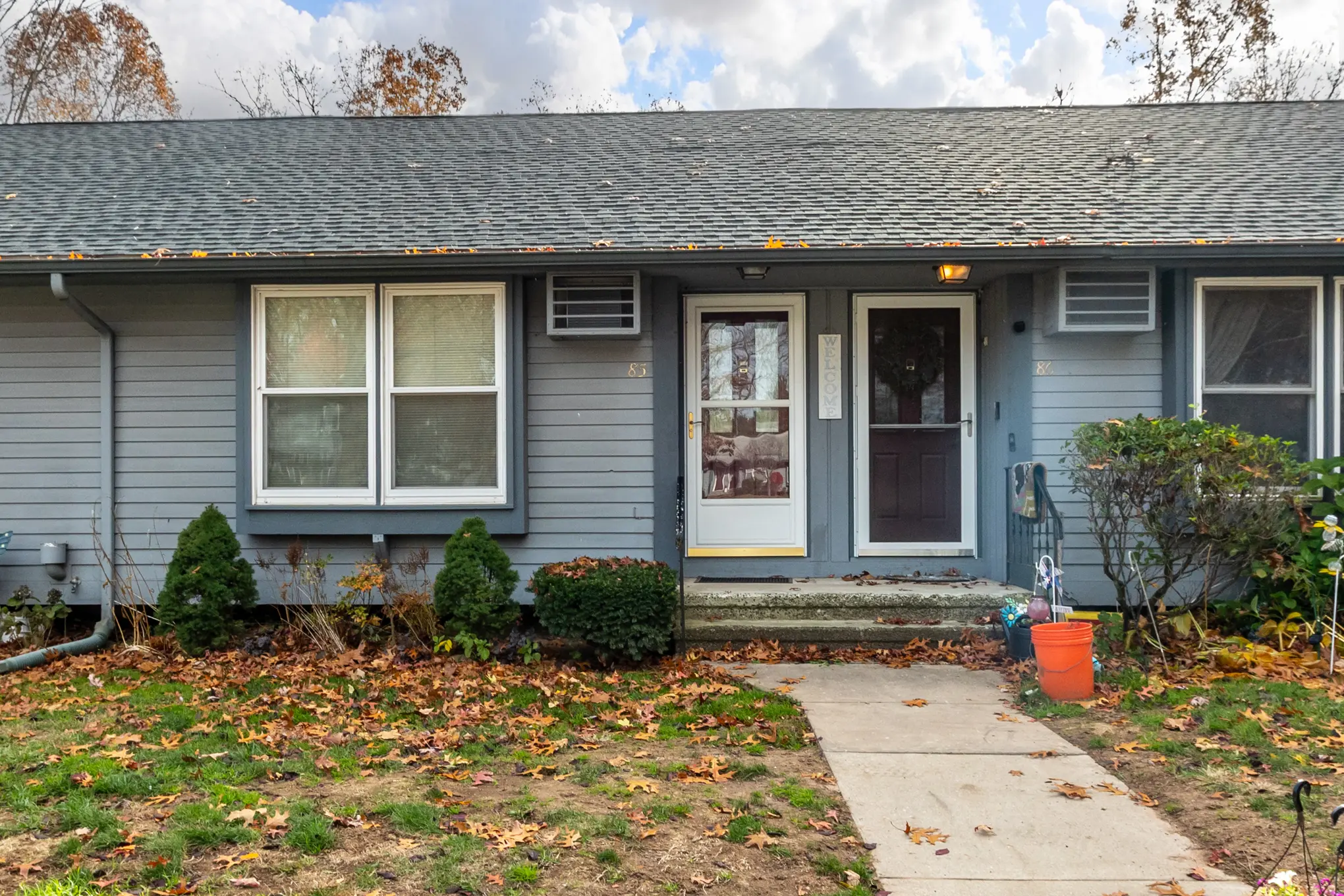 1 Abbott Road 85, Ellington