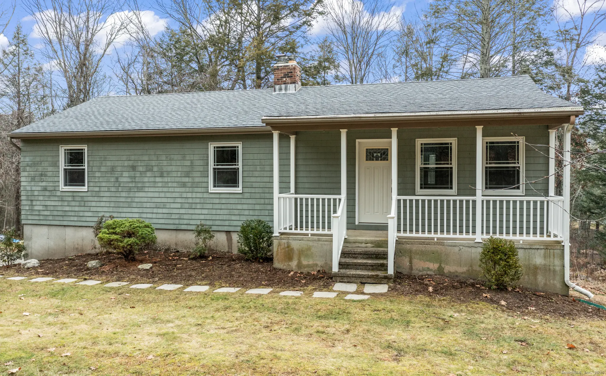 4 Village Hill Road, Lebanon