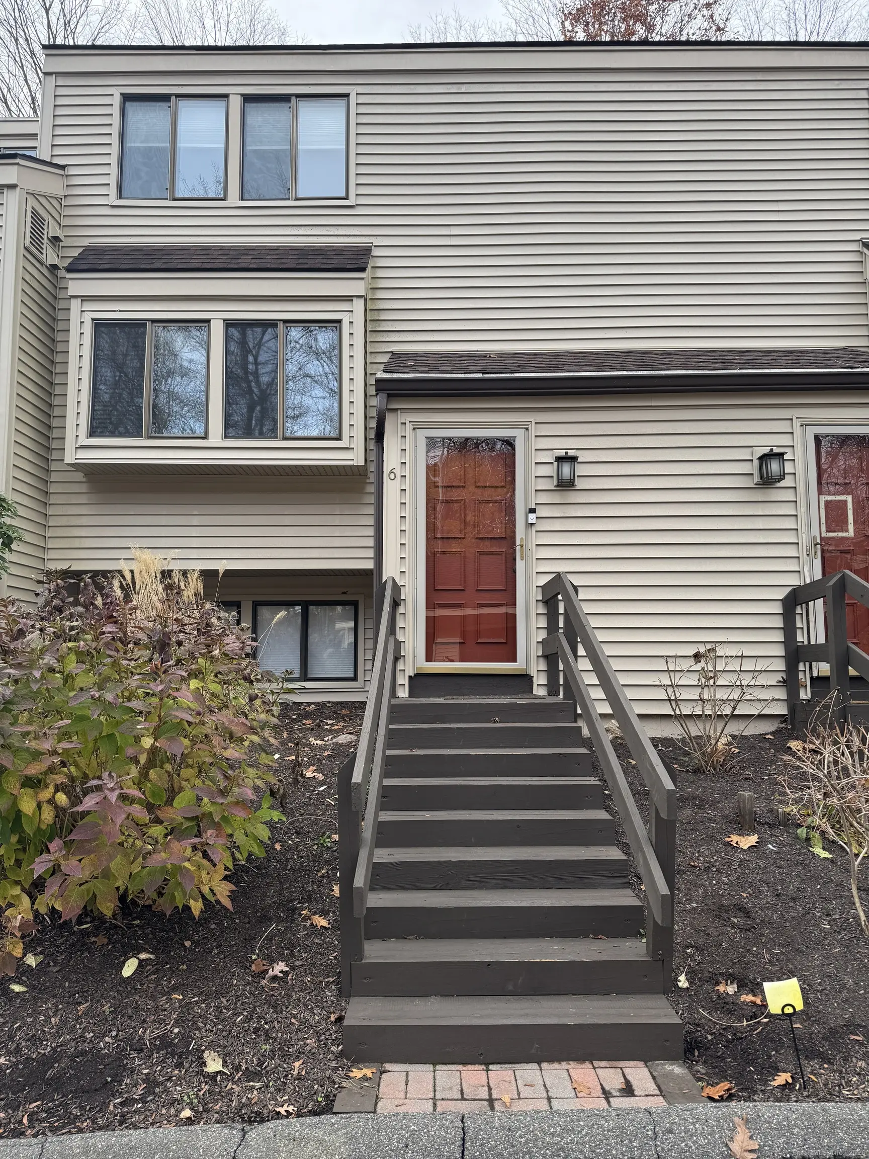 6 Comstock Trail 6, Brookfield