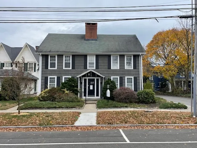 2184 Main Street, Stratford